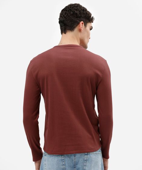 camiseta slim fit masculina manga longa gola henley texturizada vinho