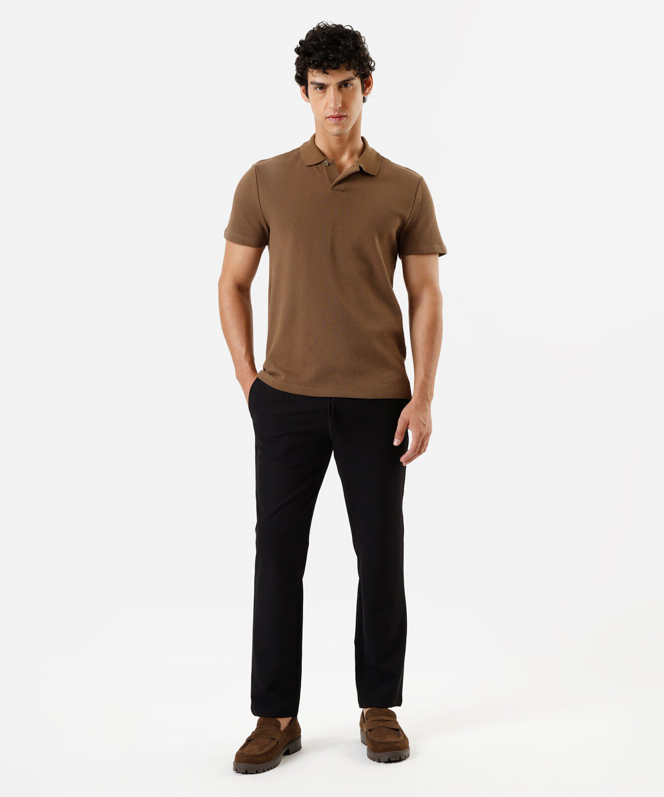 polo slim masculina de algodão manga curta texturizada marrom