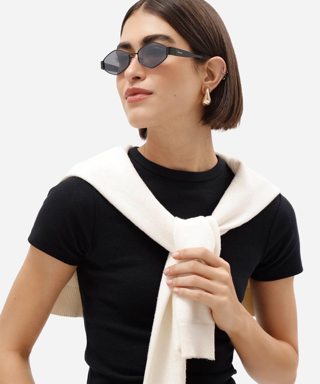 óculos de sol feminino oval de metal triton preto