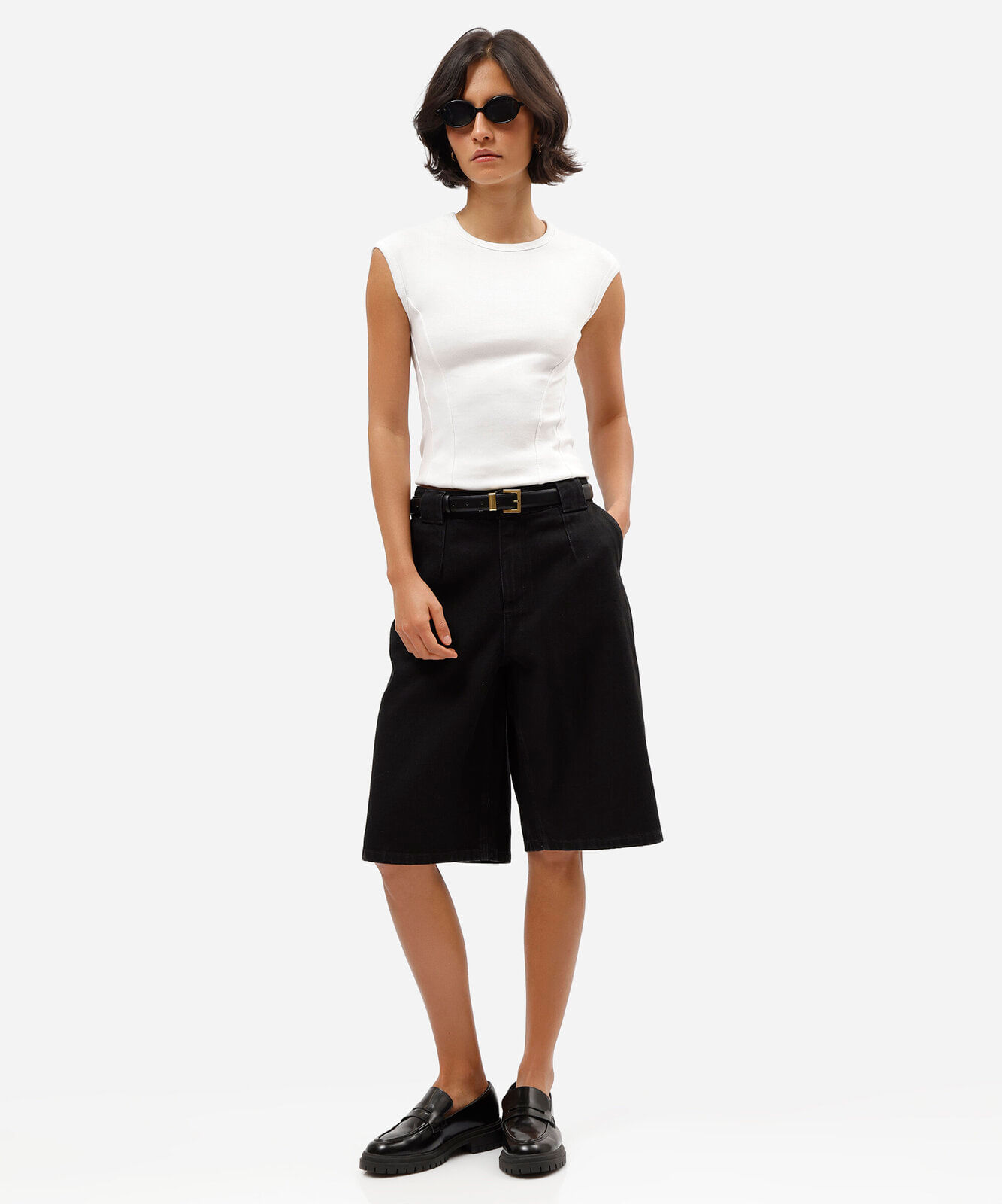 regata feminina de algodão decote redondo off white
