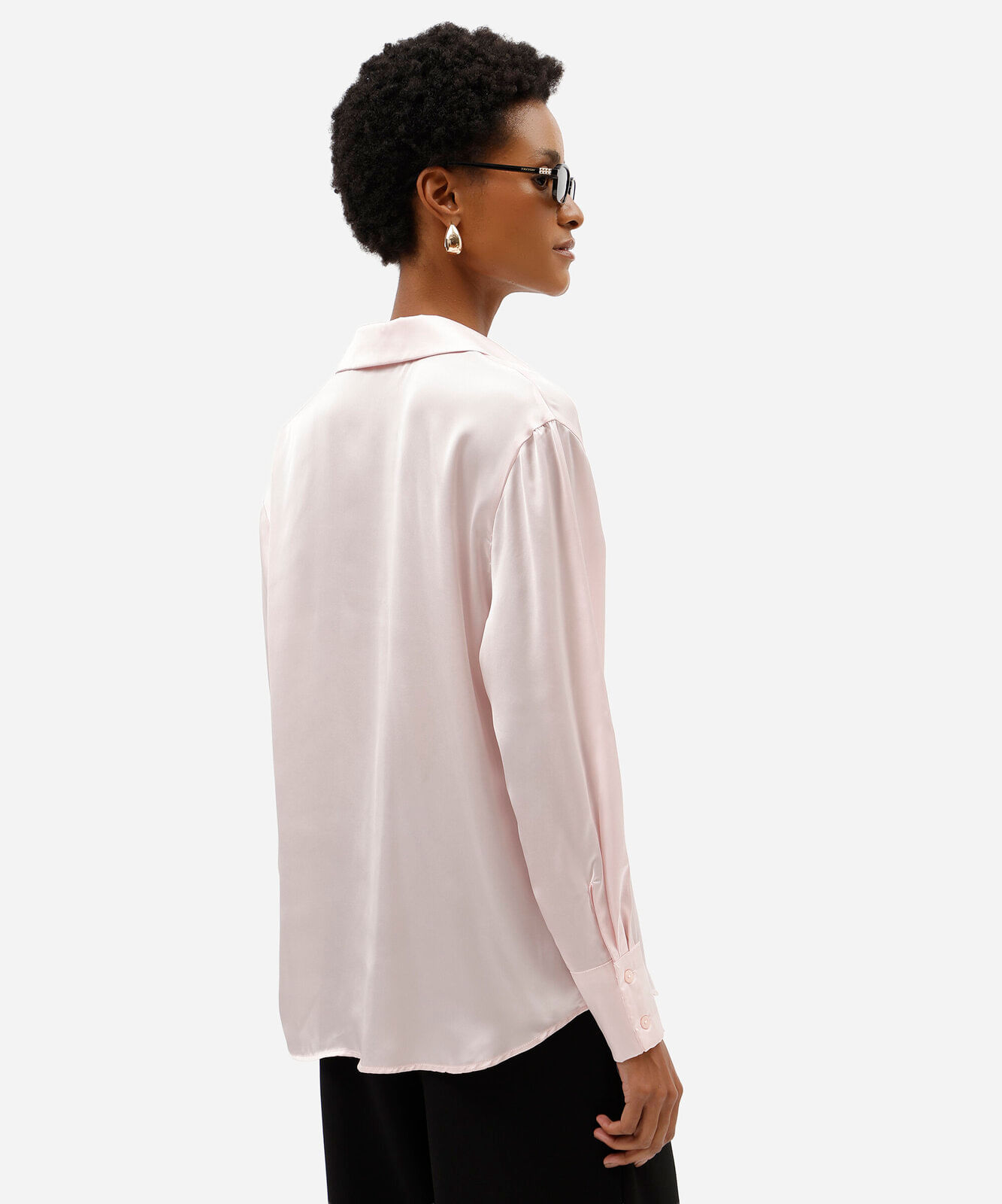 camisa feminina manga longa acetinada rosa