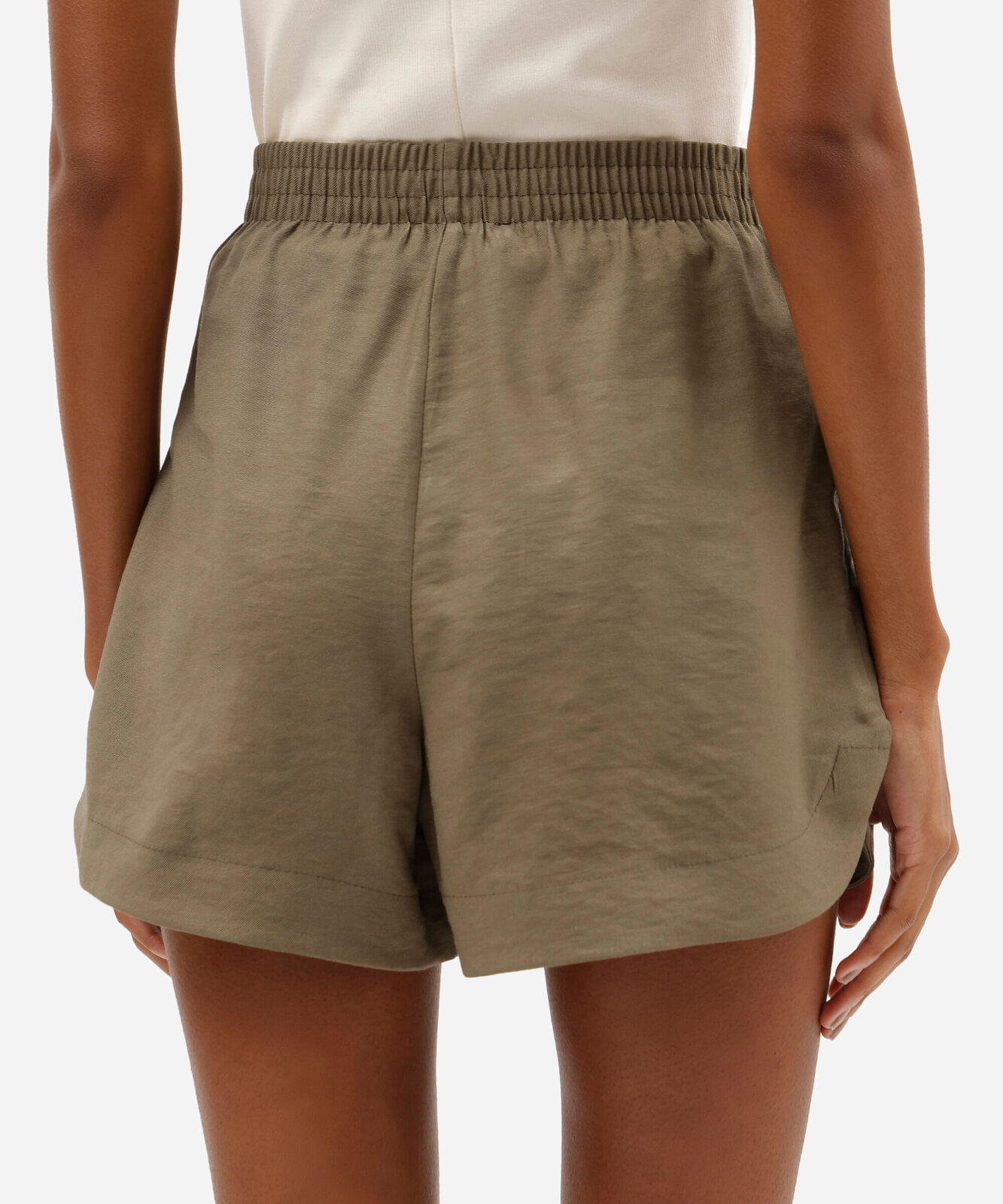 short de alfaiataria feminino com viscose cós elástico verde