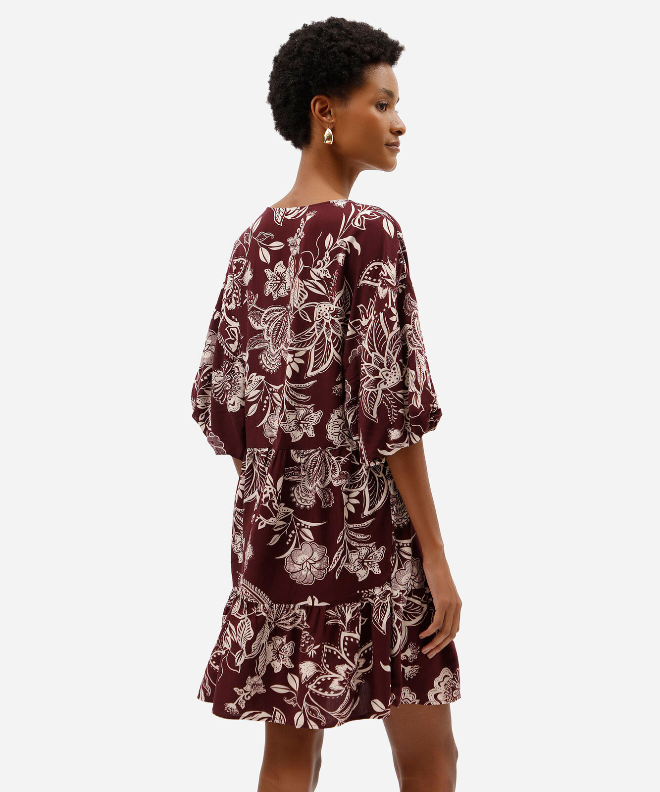 vestido curto feminino de viscose manga bufante  floral roxo