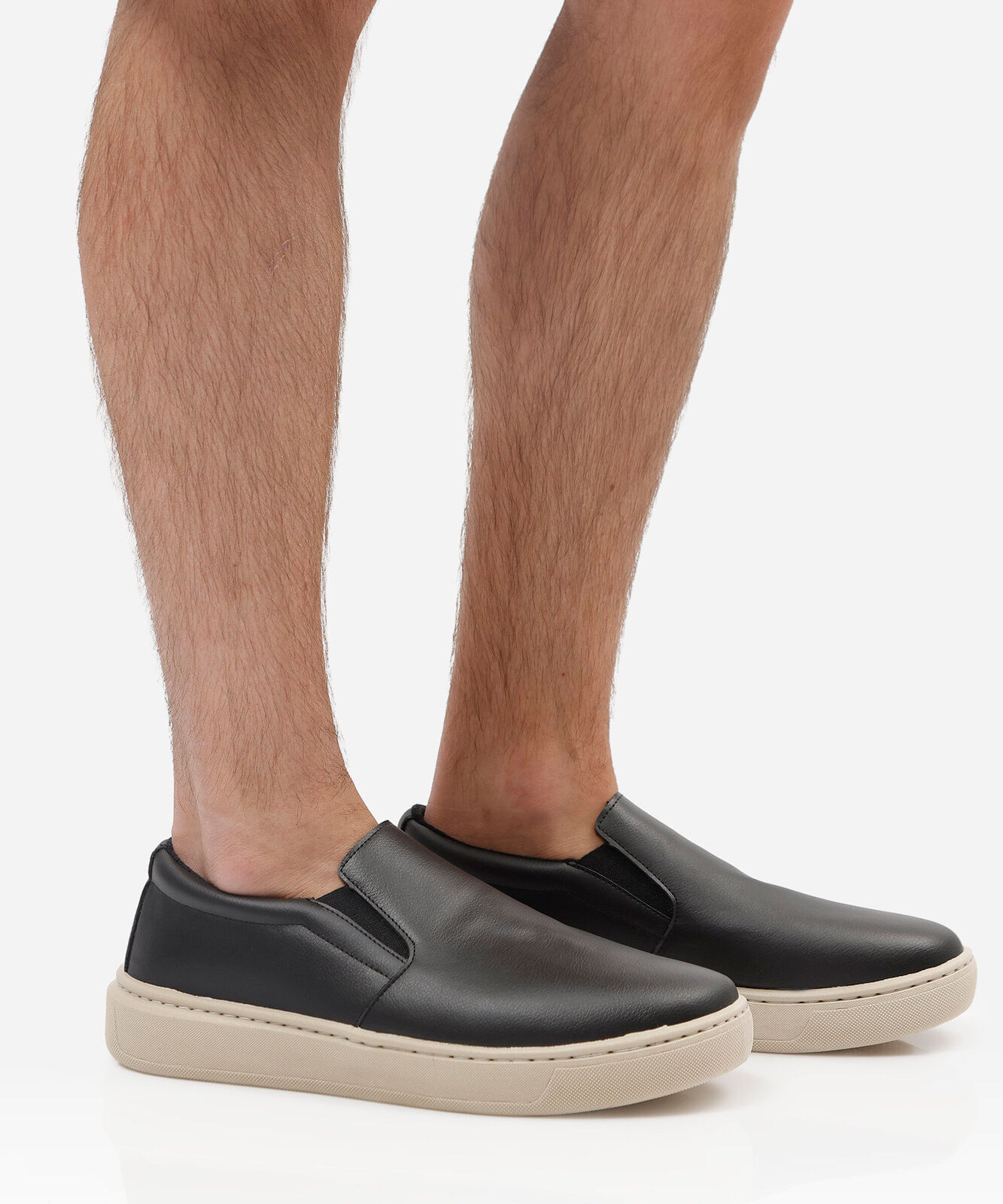 tênis casual slip on preto