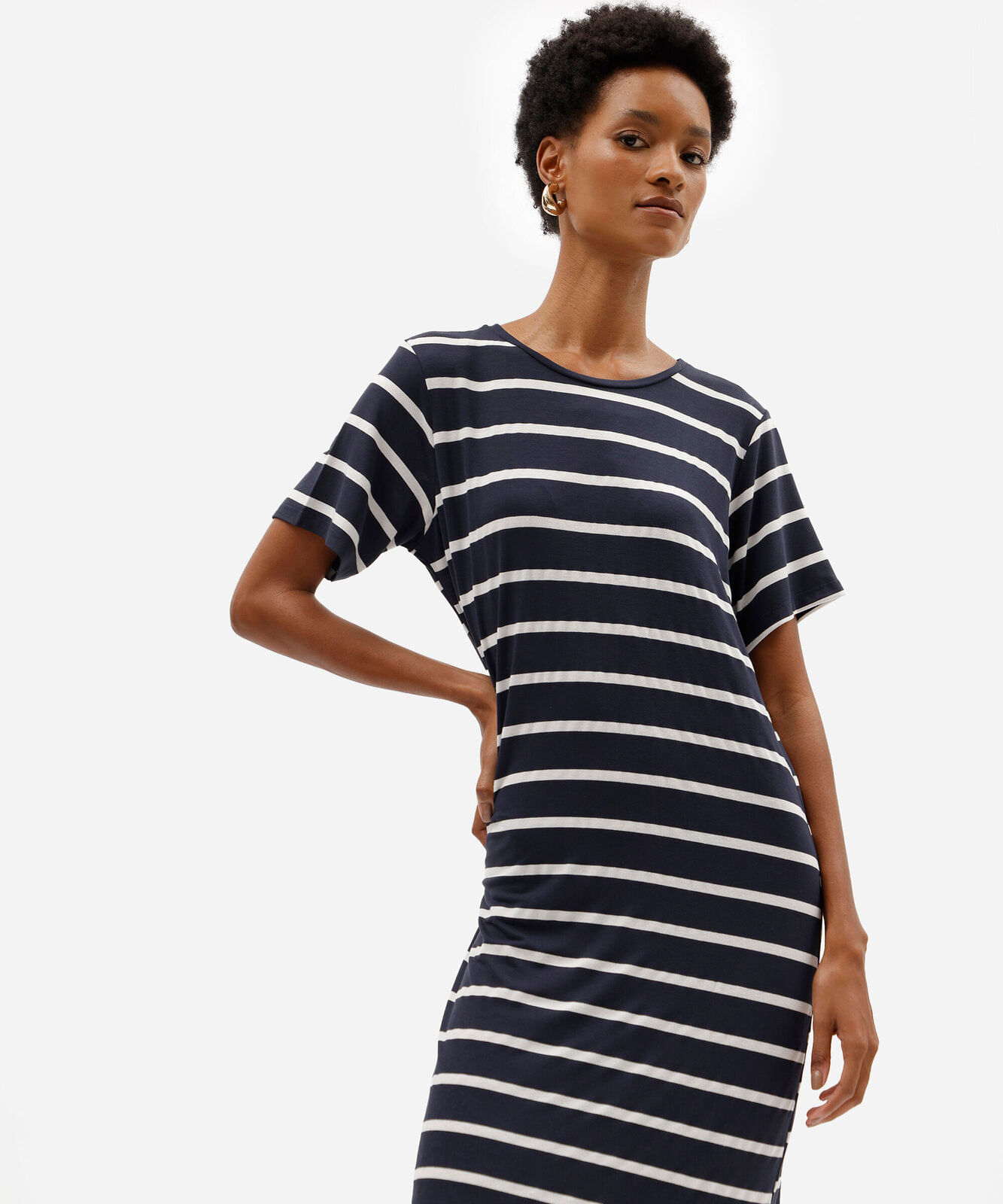 vestido midi feminino com viscose manga curta listrado azul