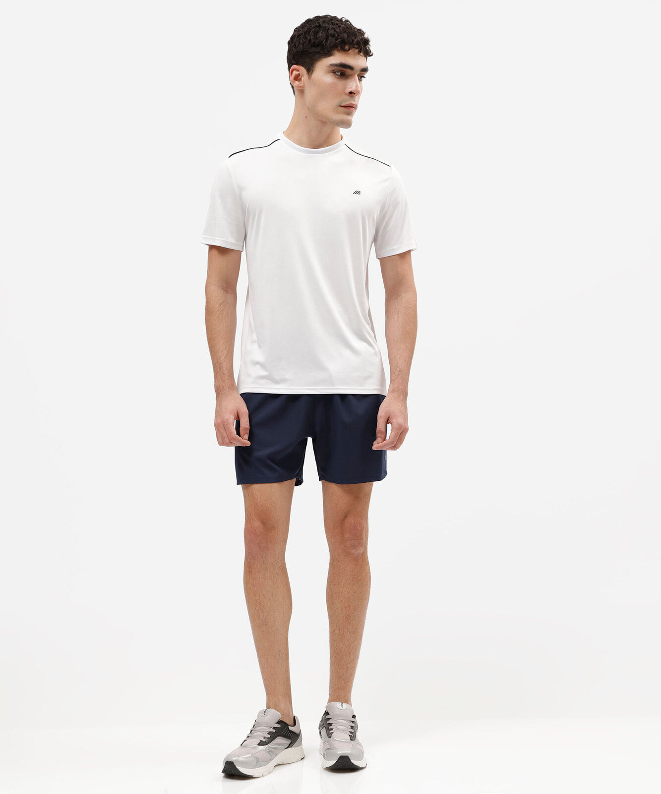 camiseta esportiva masculina manga curta com nervuras branca
