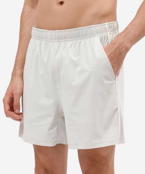 short masculino de poliamida esportiva com recorte e nervuras cinza