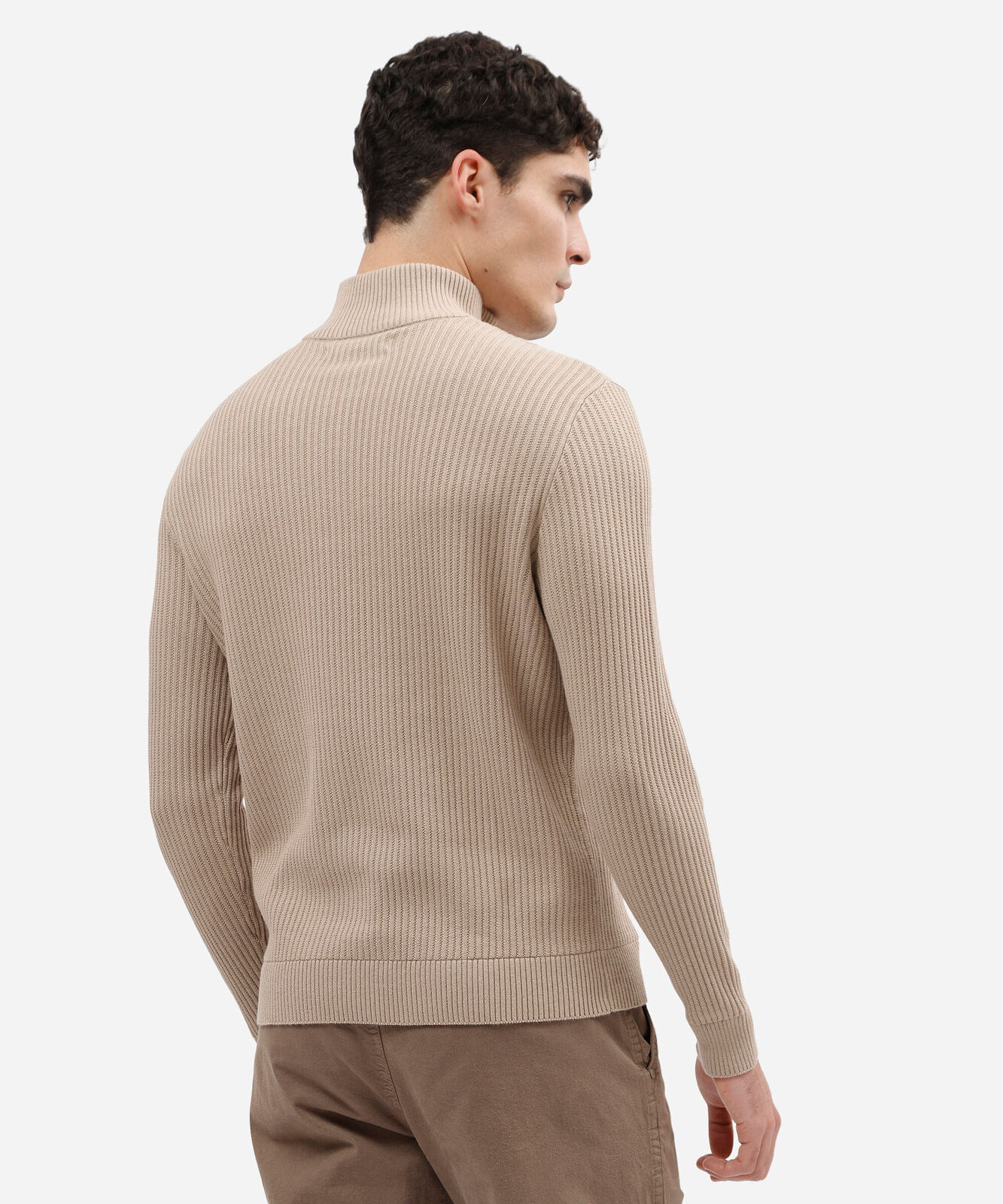 suéter masculino de tricot gola alta com zíper canelado bege