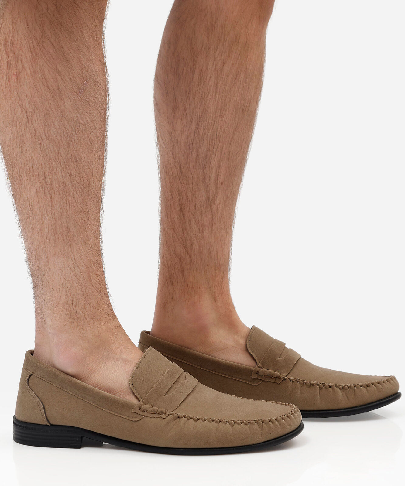 mocassim com recorte bege
