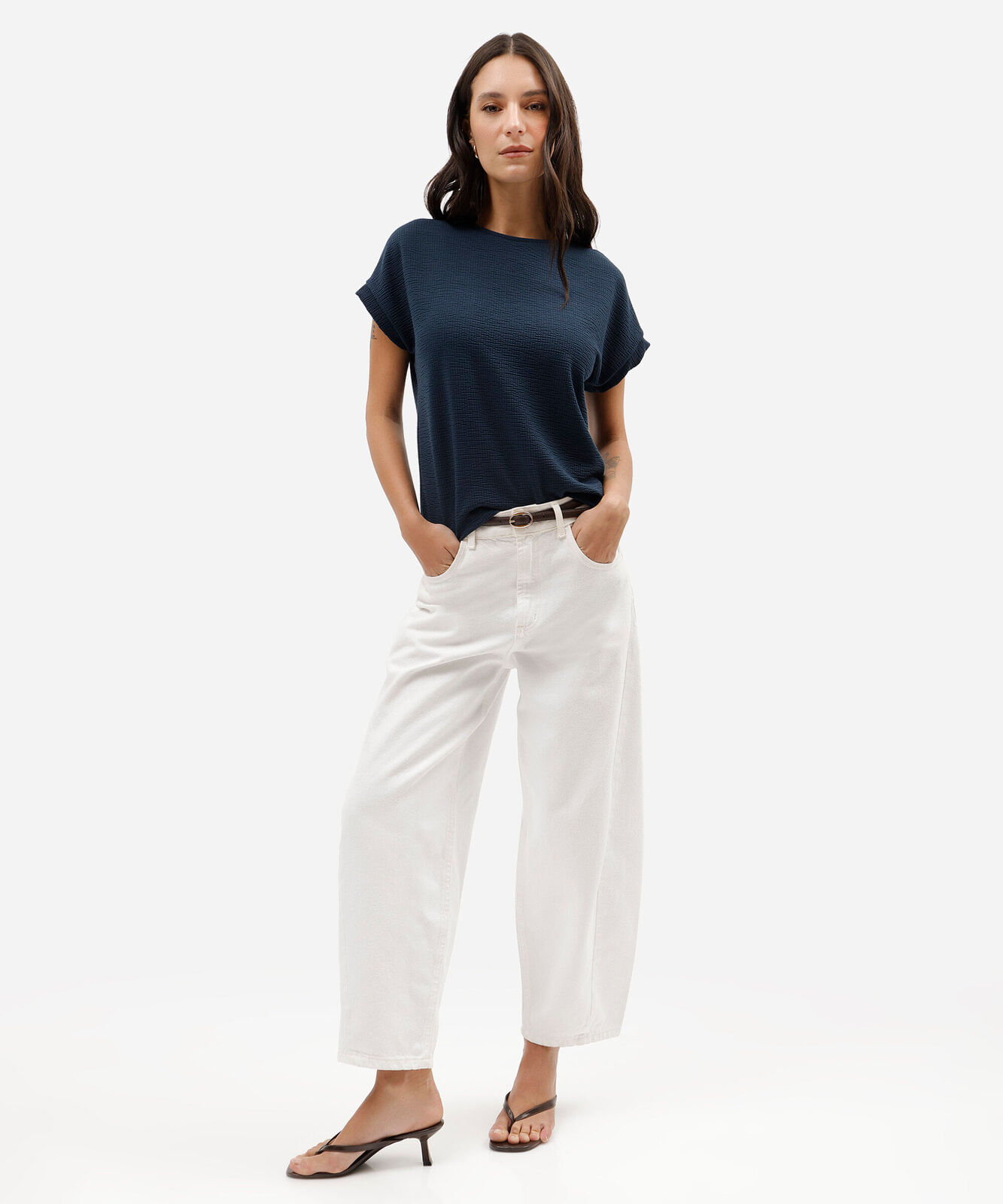 blusa feminina texturizada manga curta azul