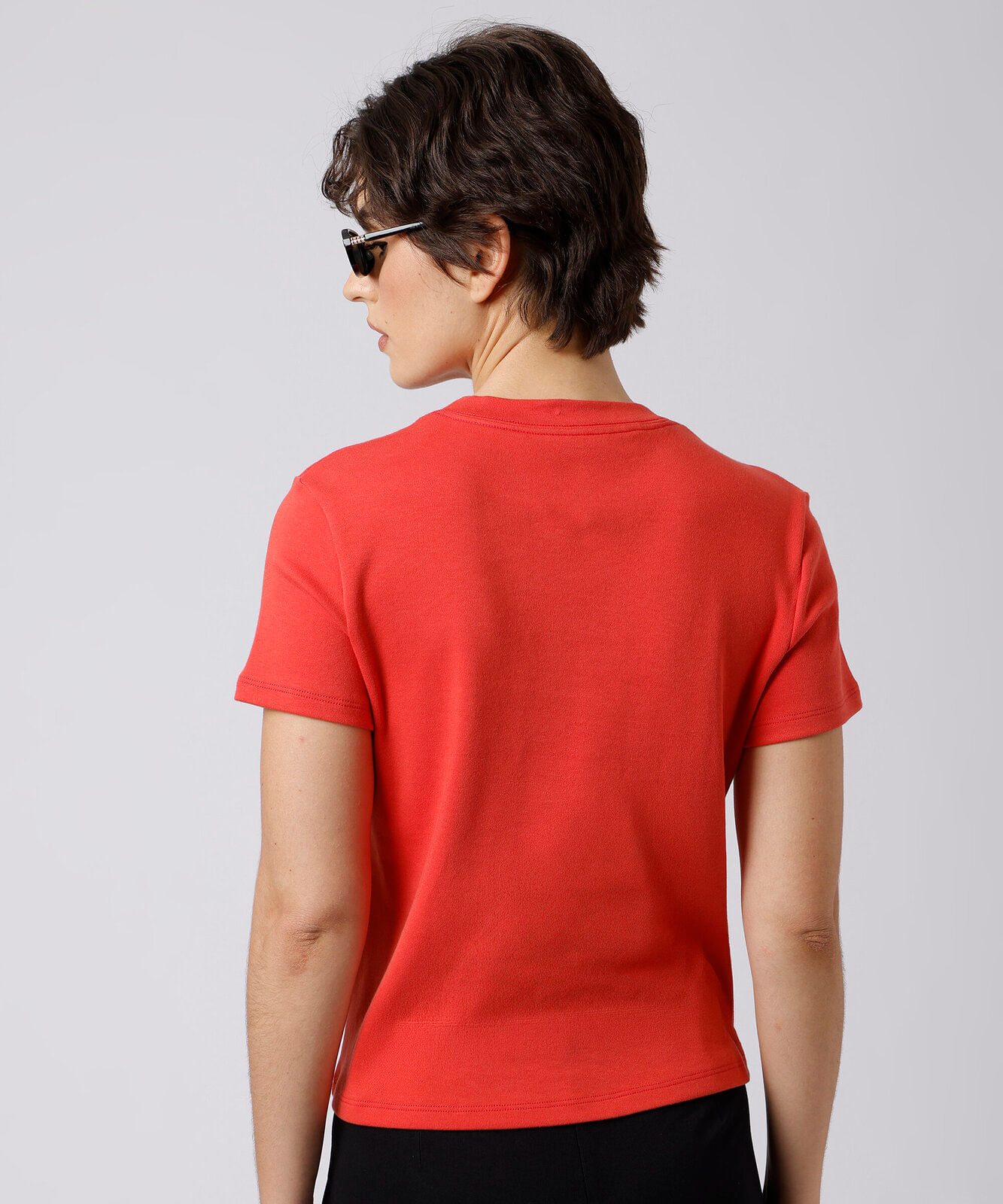 camiseta slim fit feminina de algodão peruano manga curta mindset vermelha