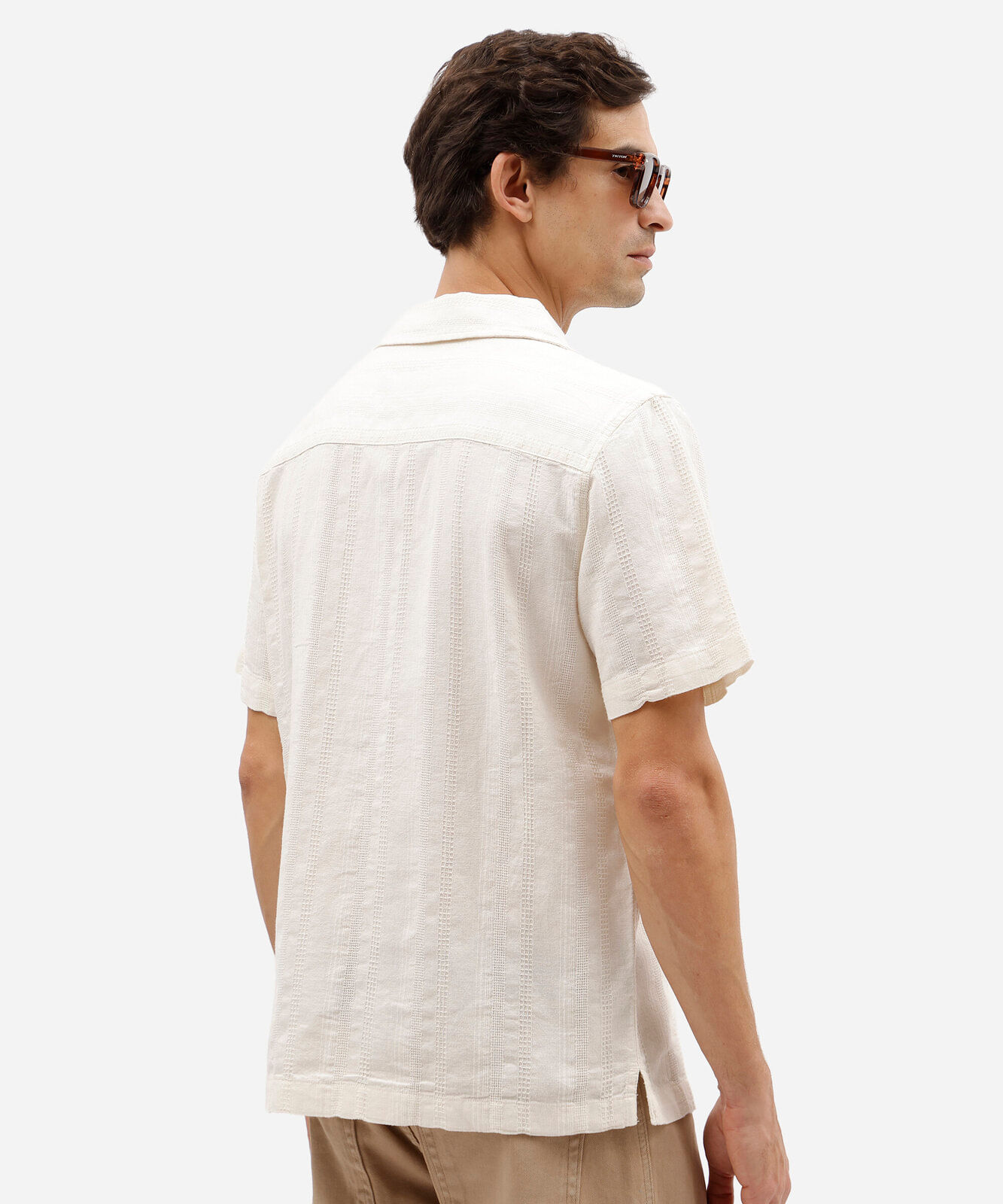 camisa masculina comfort de algodão com linho texturizada off white