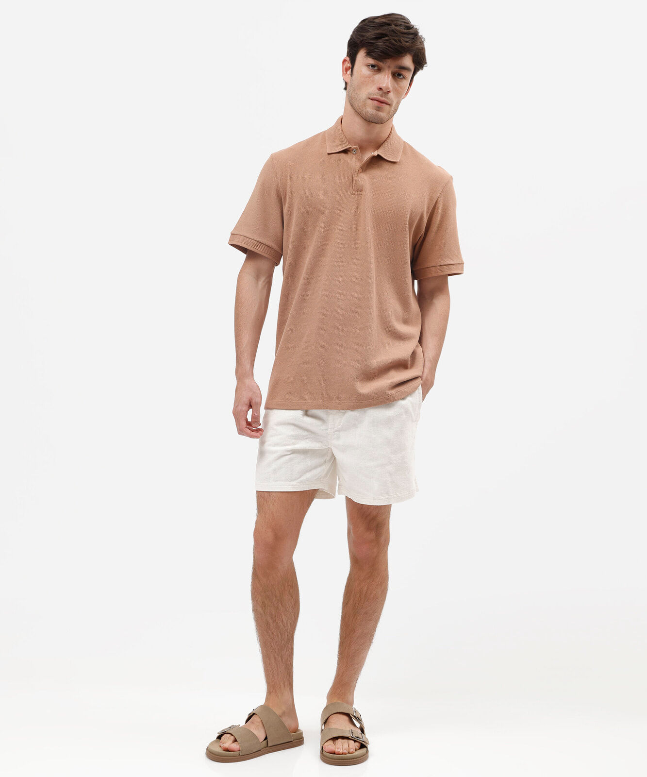 camisa polo comfort masculina texturizada em malha piquet bege