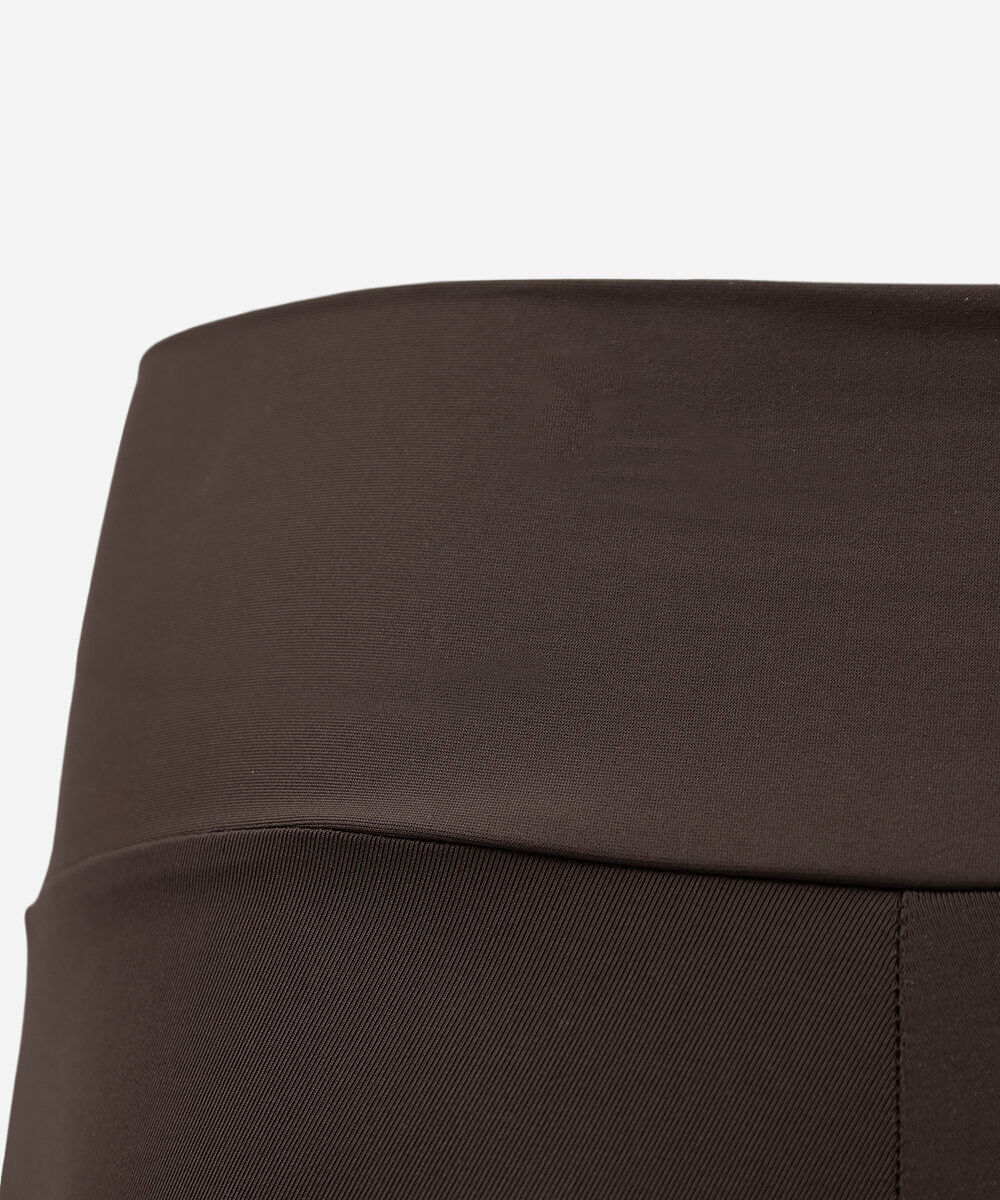 calça legging plus size com bolso esportiva marrom