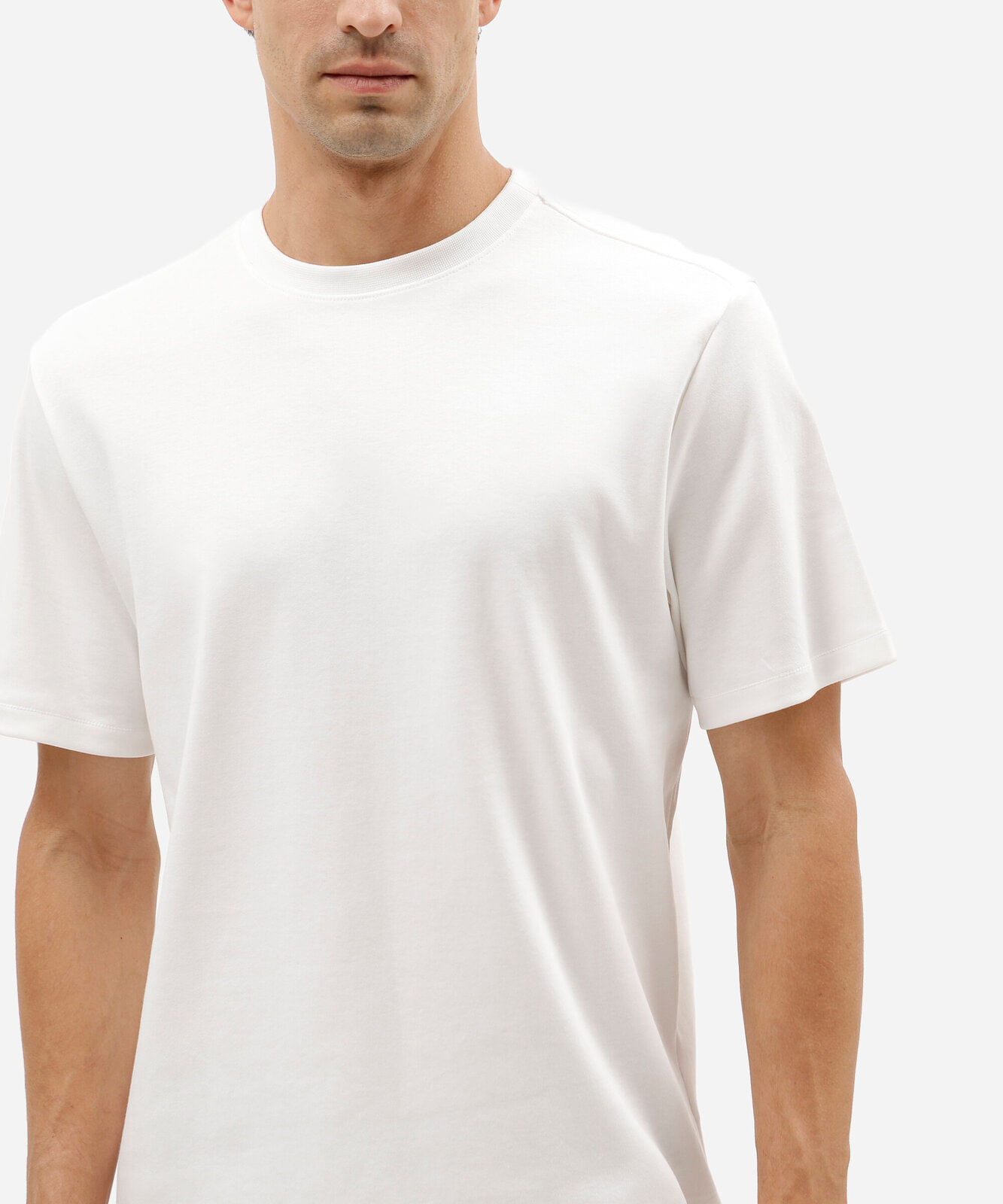 camiseta masculina comfort de malha interlock lisa branca