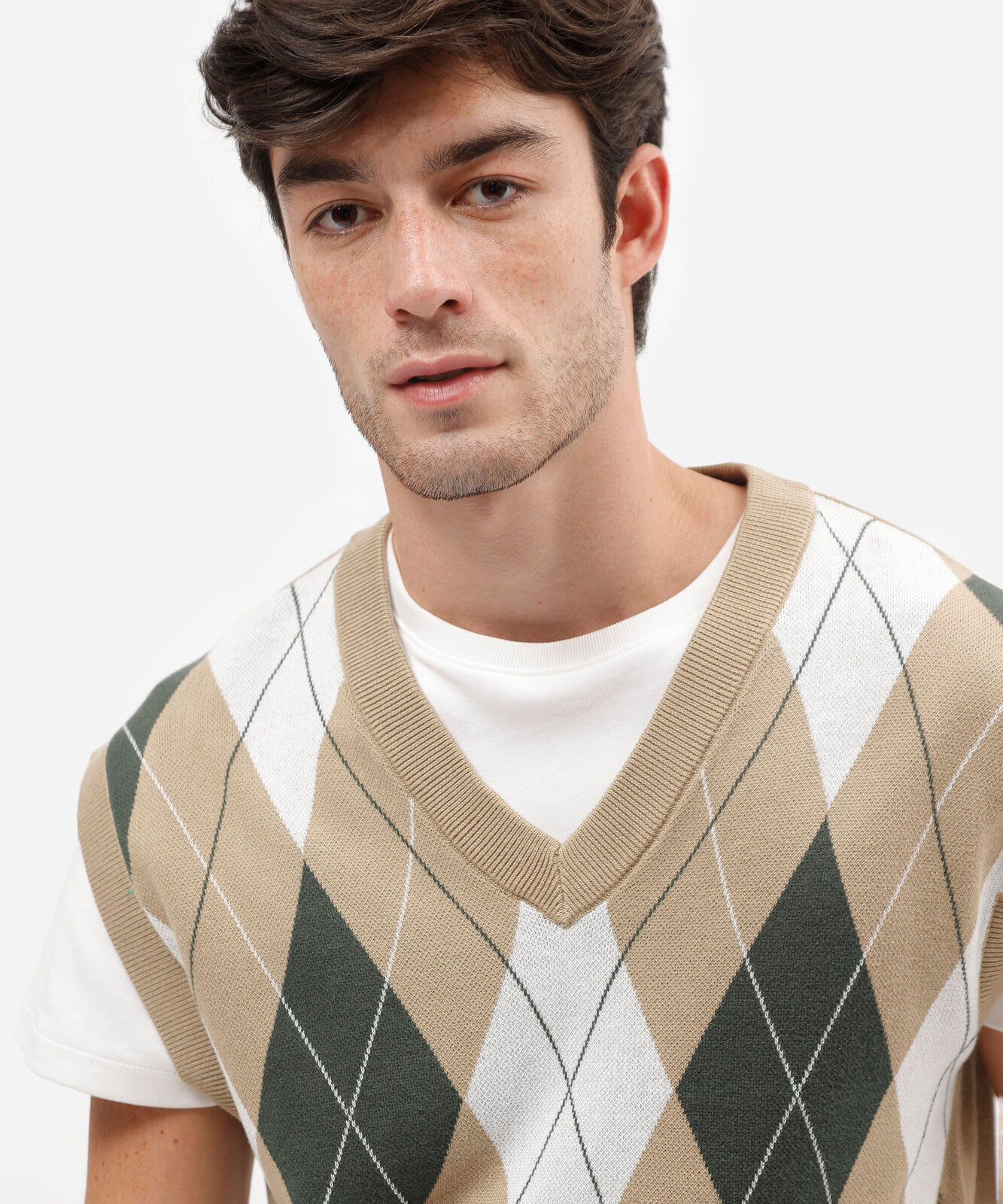 colete de tricô masculino oversized de algodão com estampa argyle bege