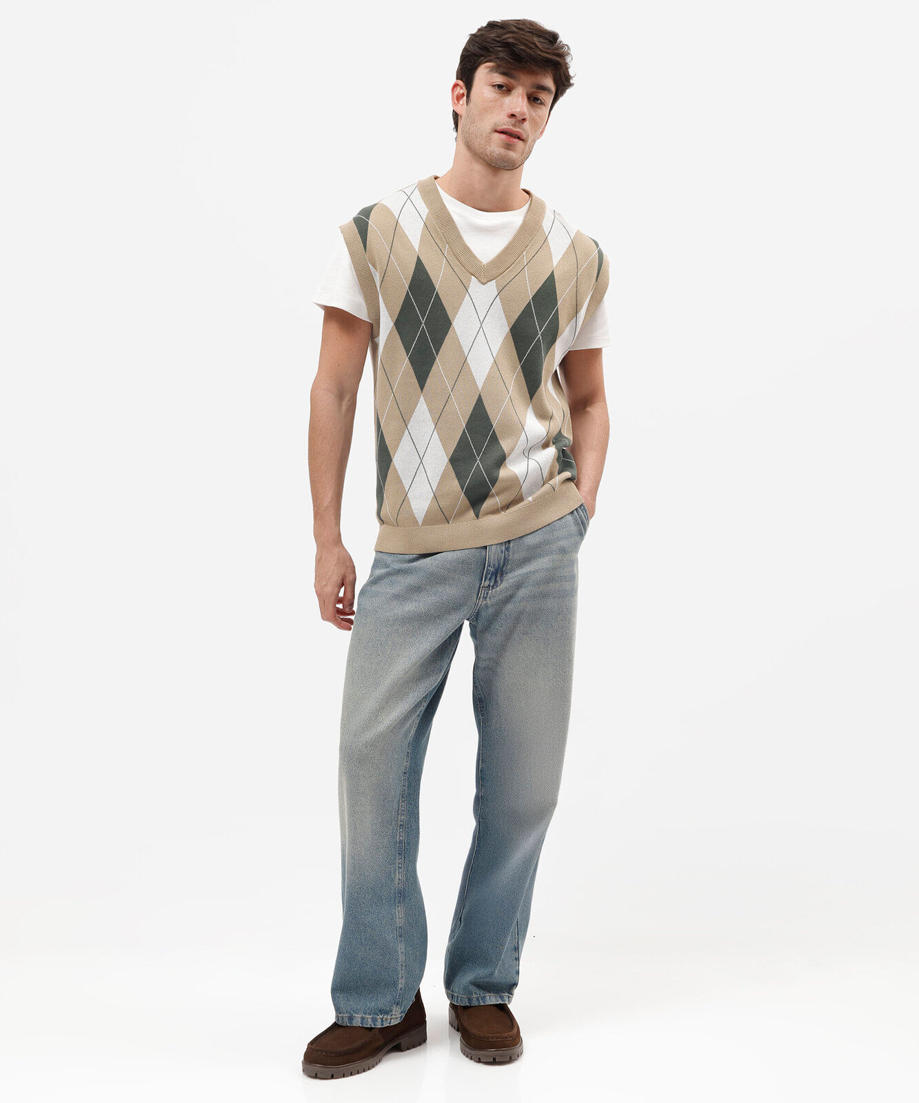colete de tricô masculino oversized de algodão com estampa argyle bege
