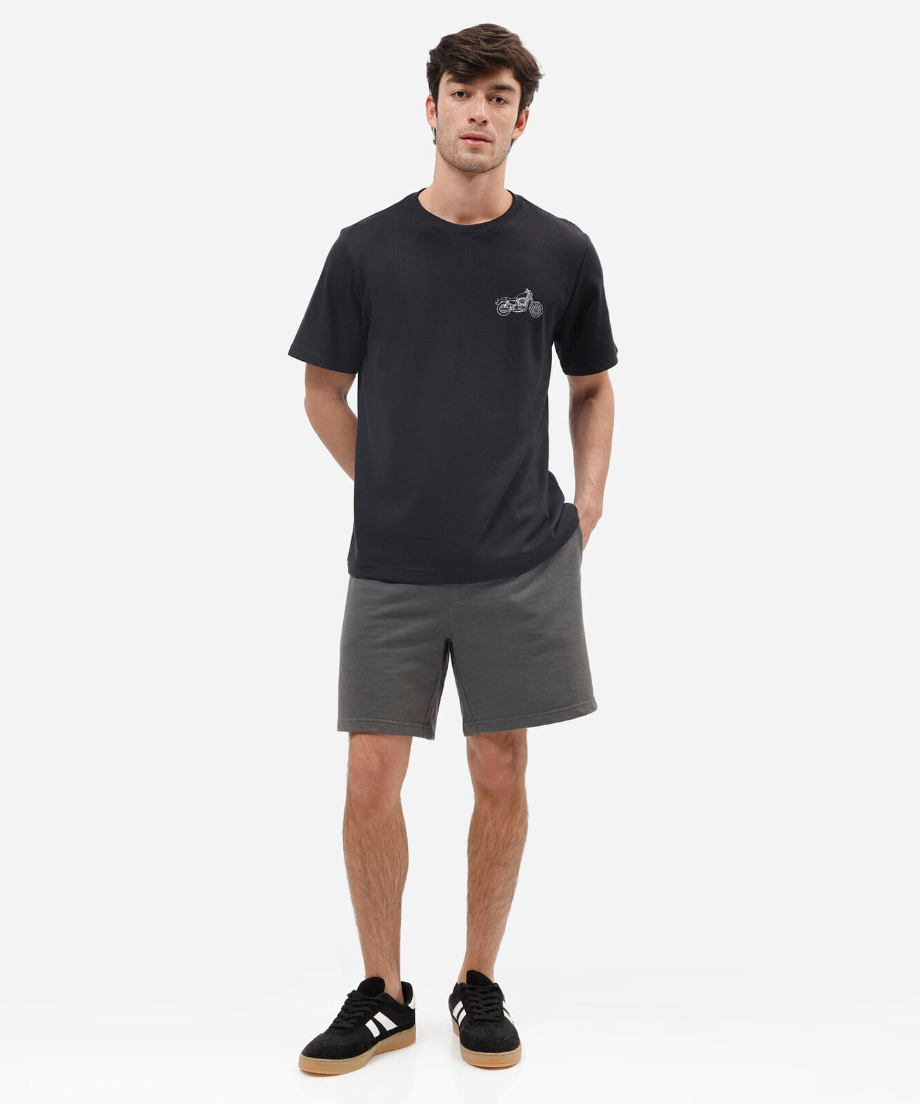 camiseta masculina comfort de malha suedine com estampa de moto preta