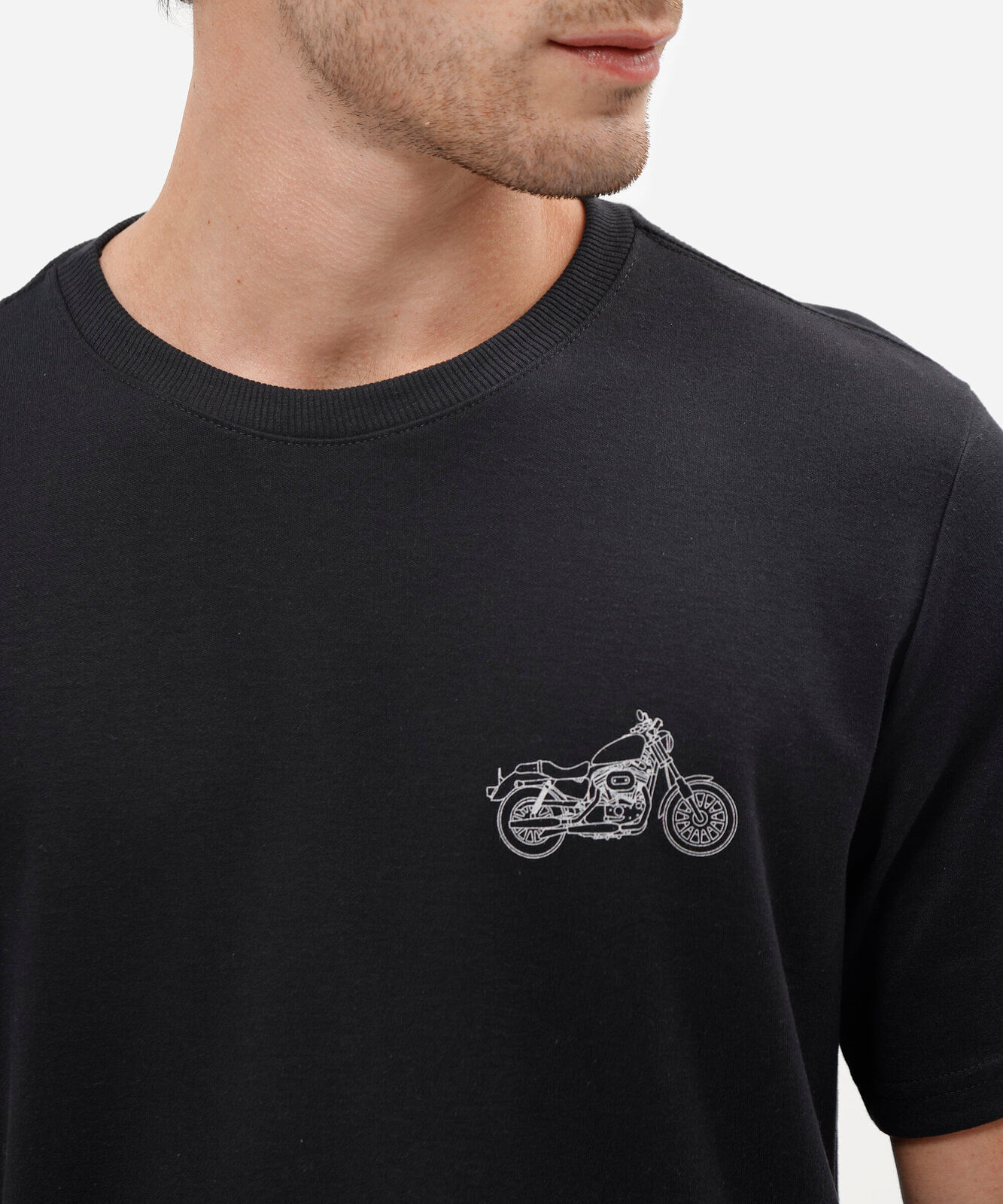 camiseta masculina comfort de malha suedine com estampa de moto preta