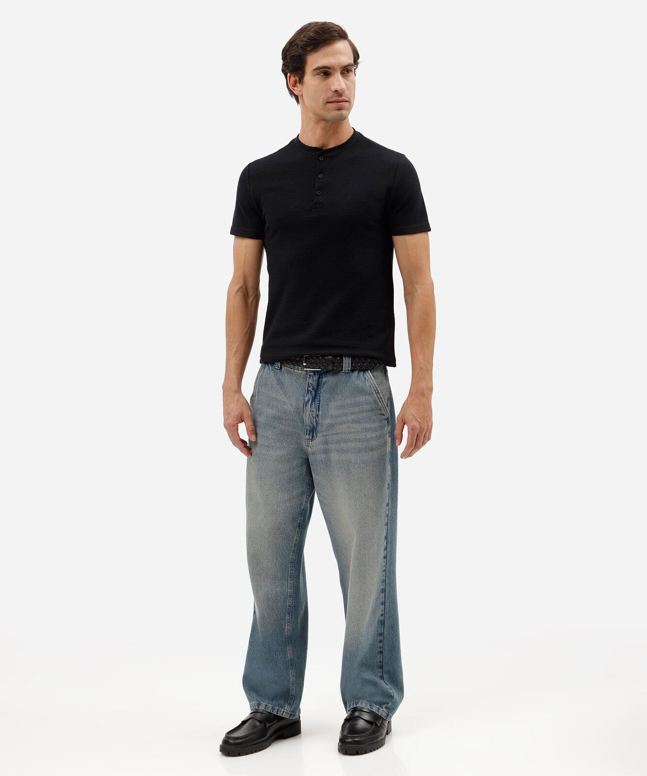 camiseta henley masculina slim em malha favo preta