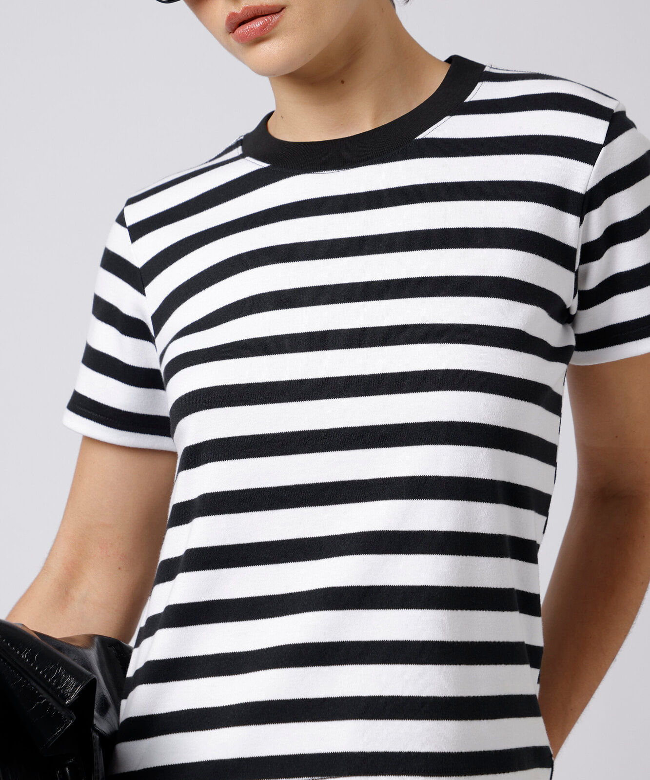 camiseta slim fit feminina de algodão peruano listrada mindset colorida