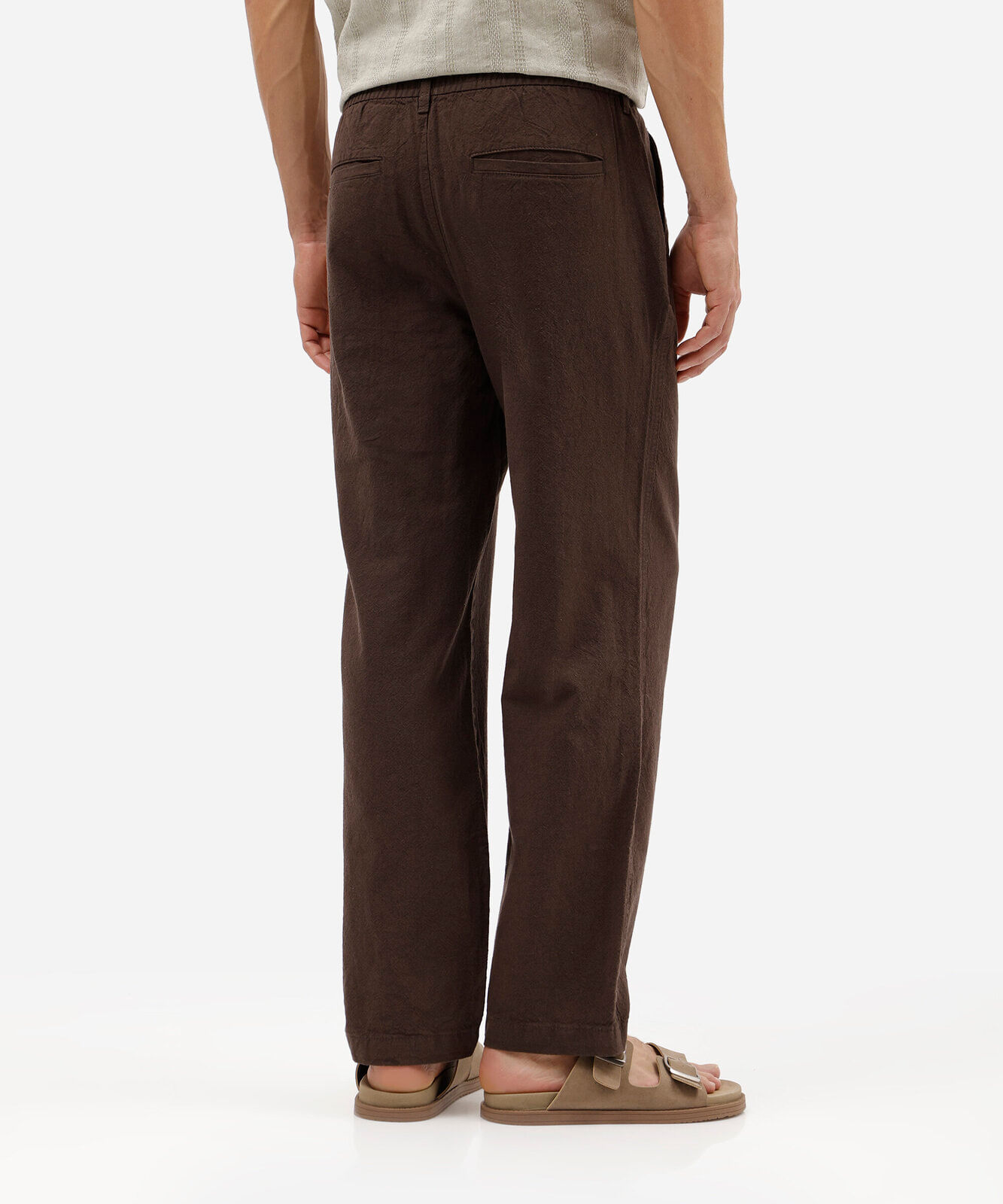 calça de alfaiataria masculina com linho marrom