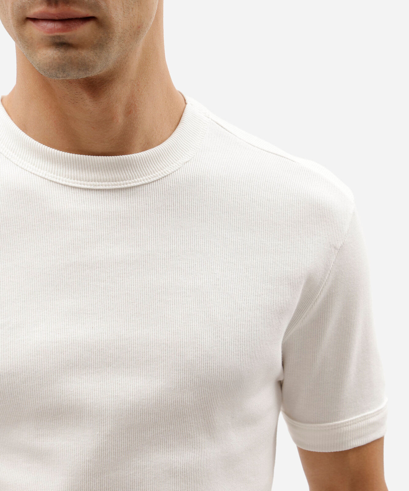 camiseta masculina slim de malha ribana off white