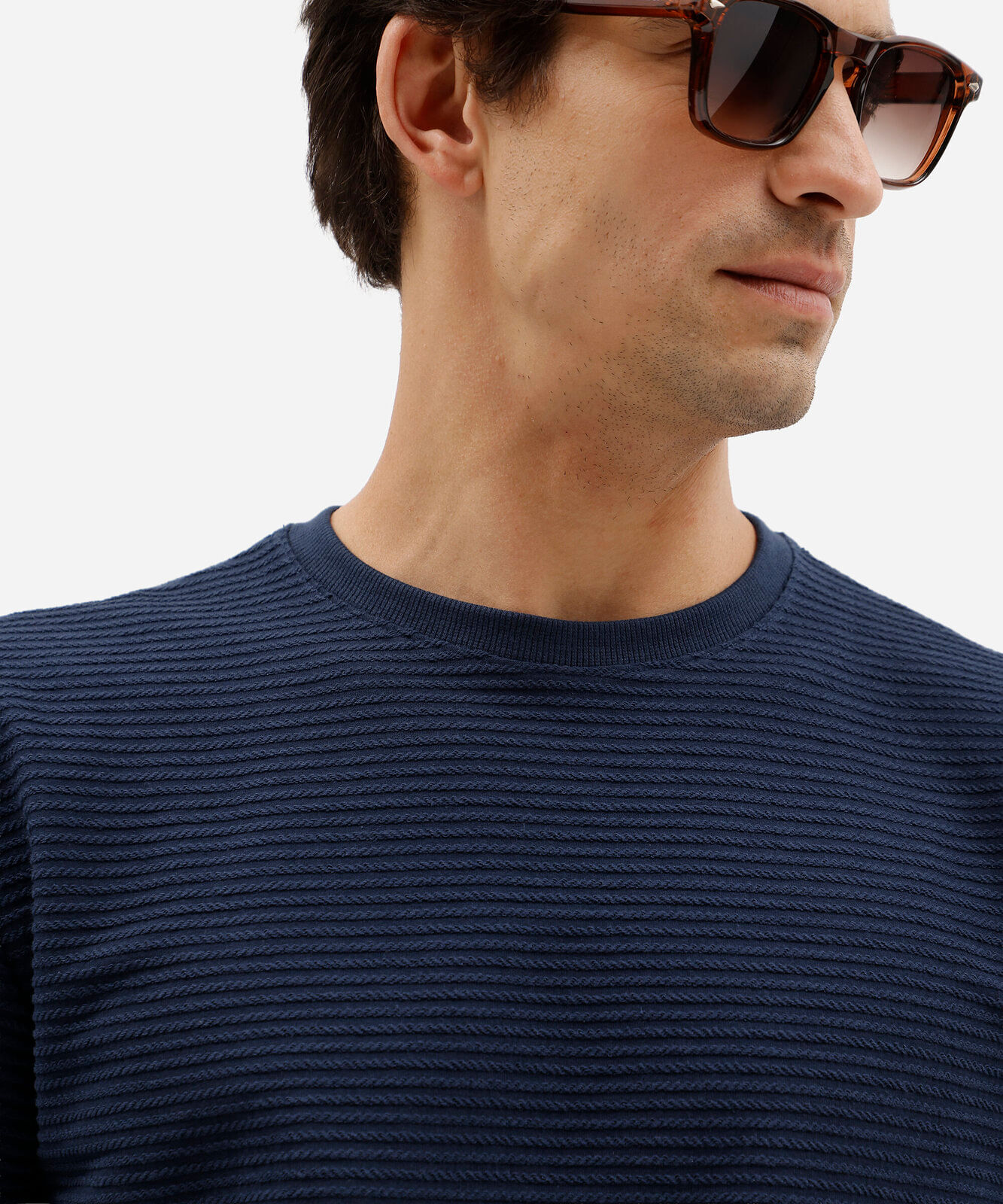 camiseta masculina relaxed de moletom sem felpa com fendas laterais azul