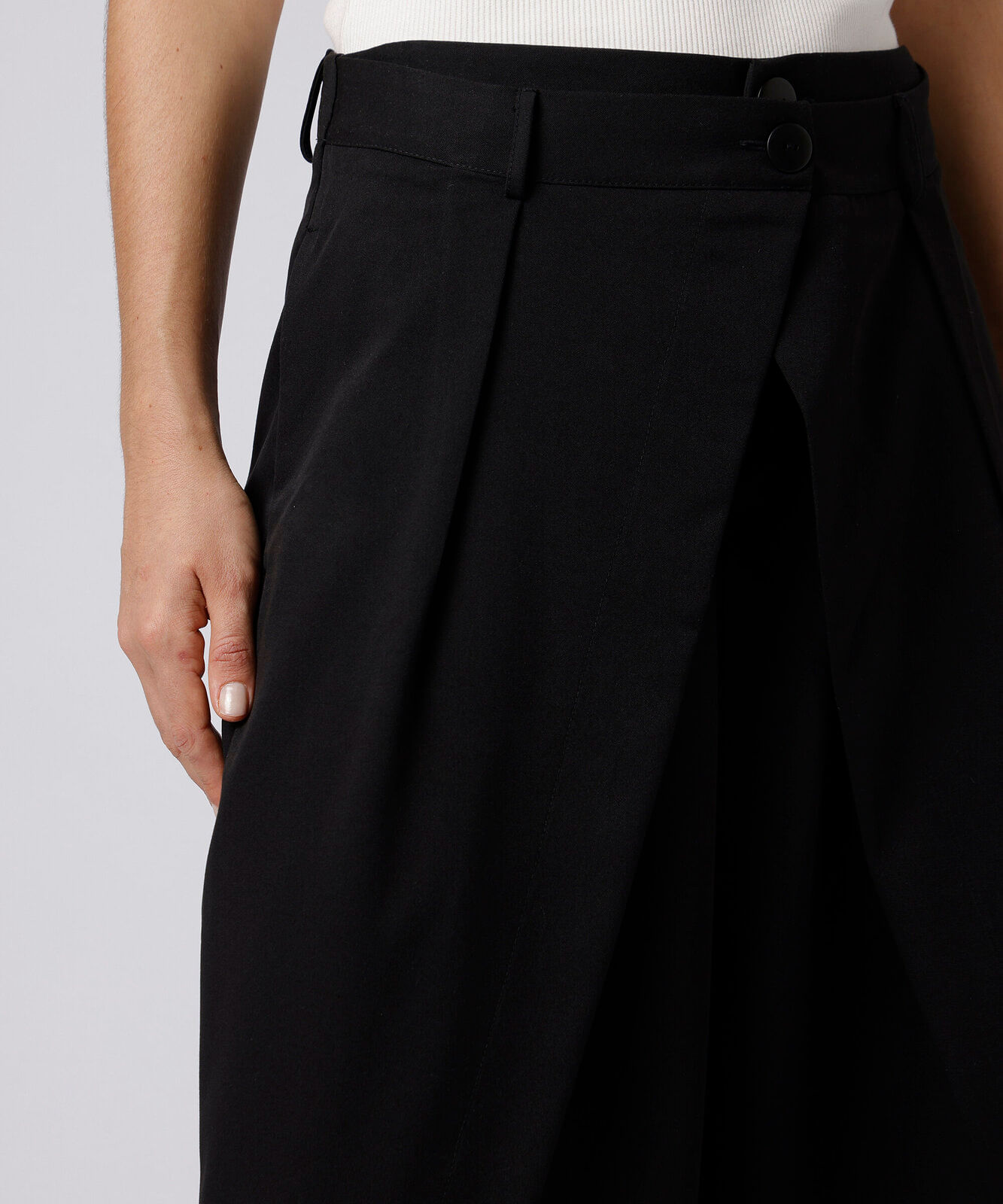 calça de alfaiataria feminina cós duplo com pregas mindset preta