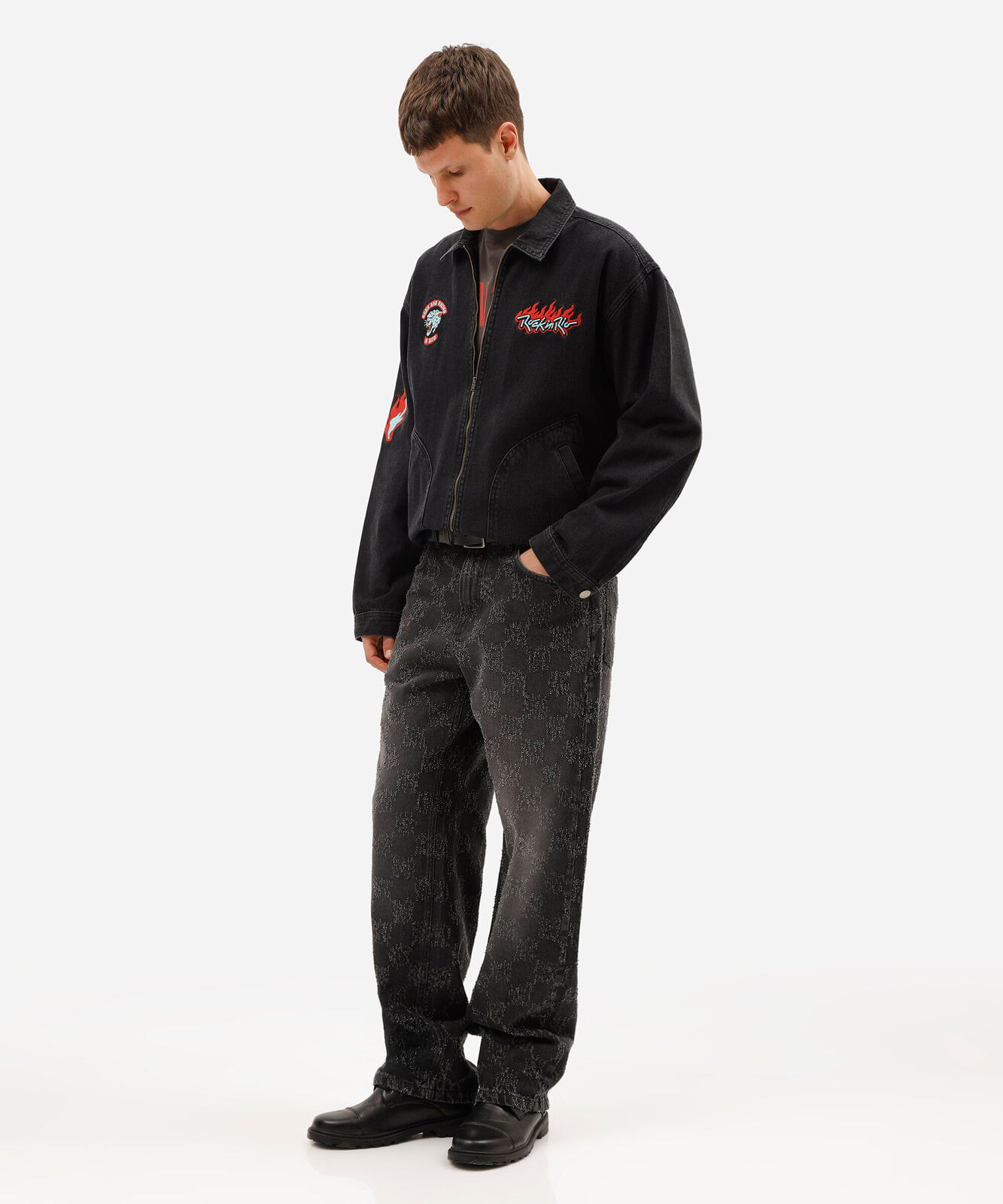 jaqueta masculina jeans com bordados estonada rock in rio preta