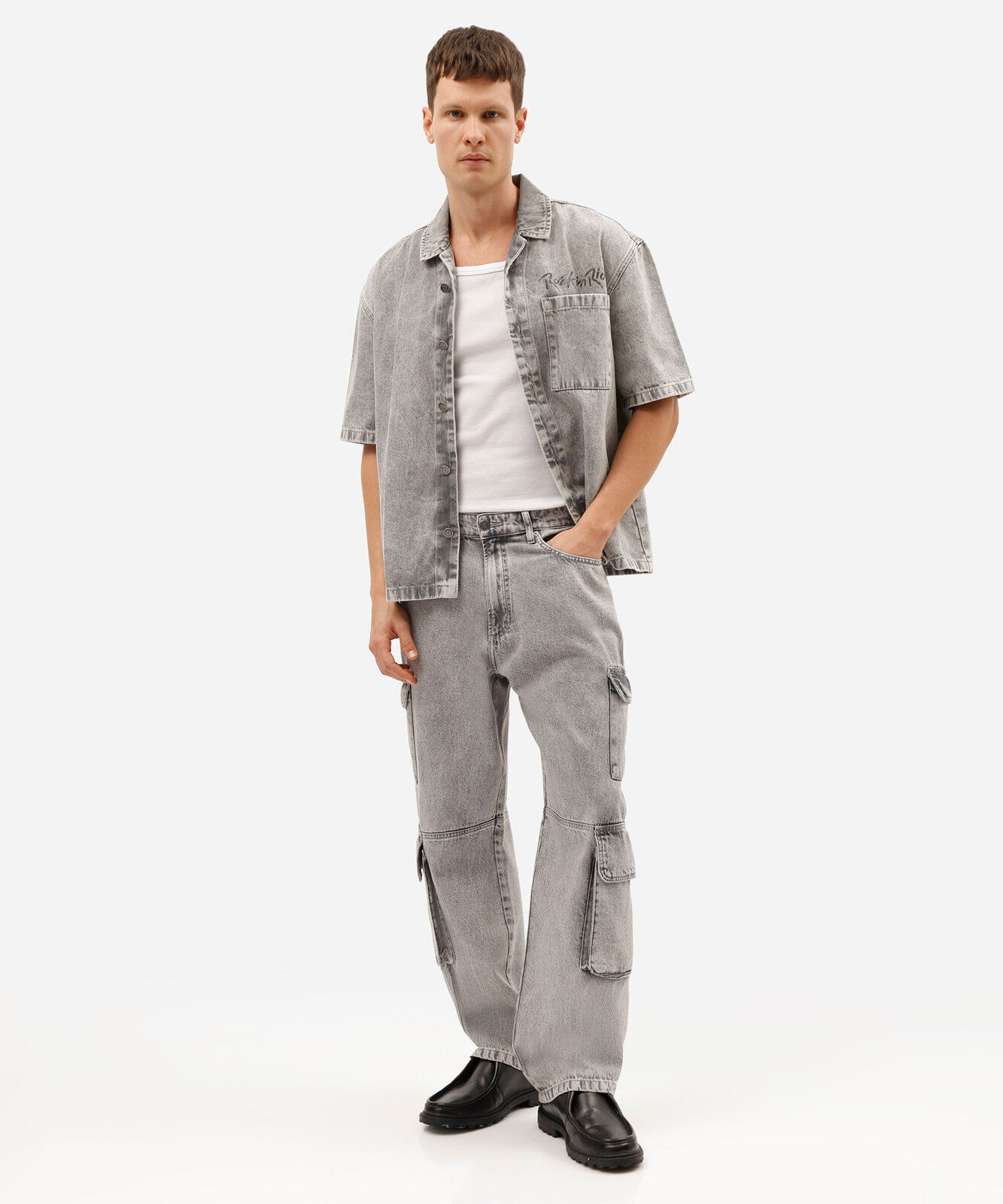 calça baggy cargo masculina jeans marmorizada cinza