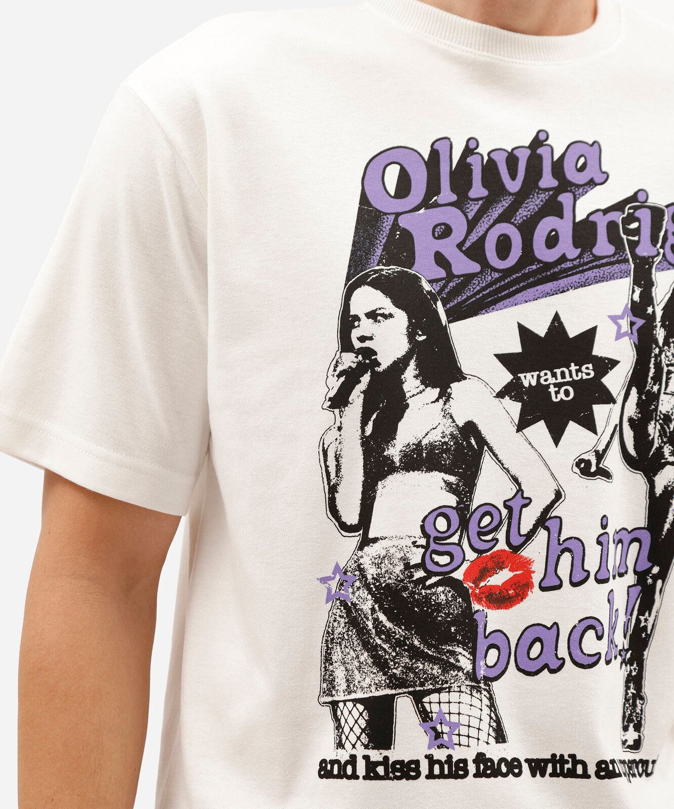 camiseta masculina com algodão manga curta olivia rodrigo off white