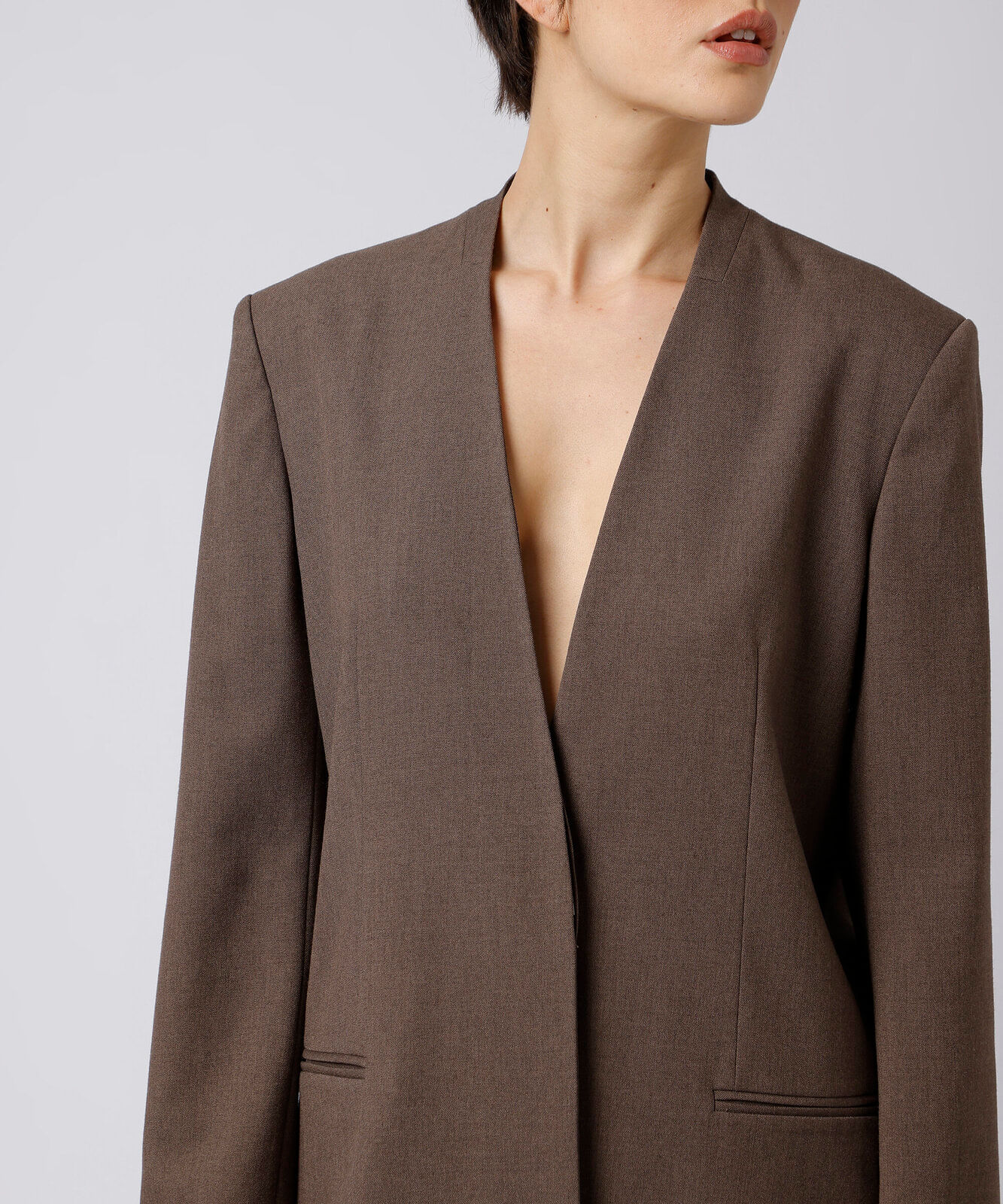 blazer de alfaiataria feminino sem lapela mindset marrom