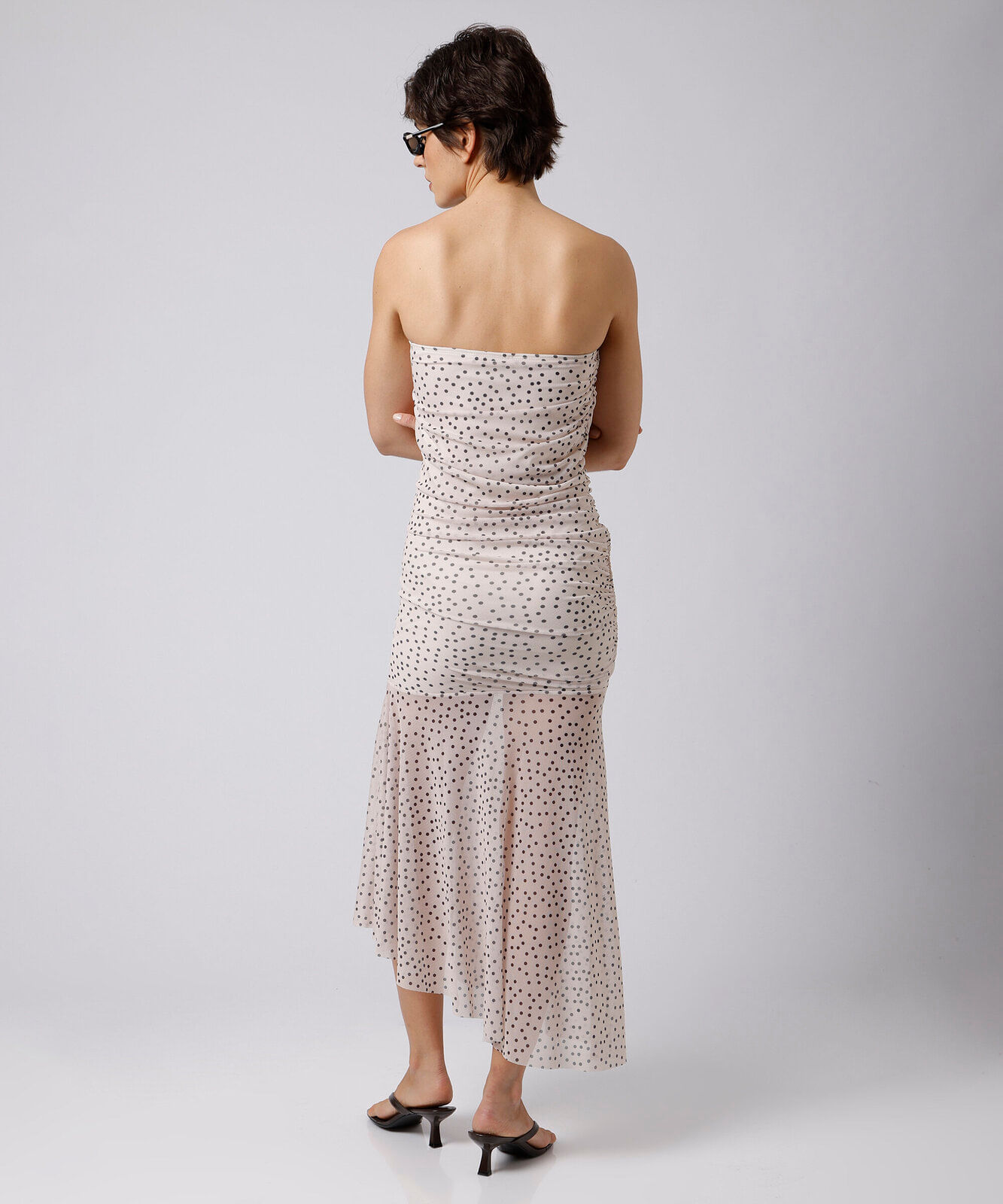 vestido midi sem alça feminino de tule franzido poá mindset off white