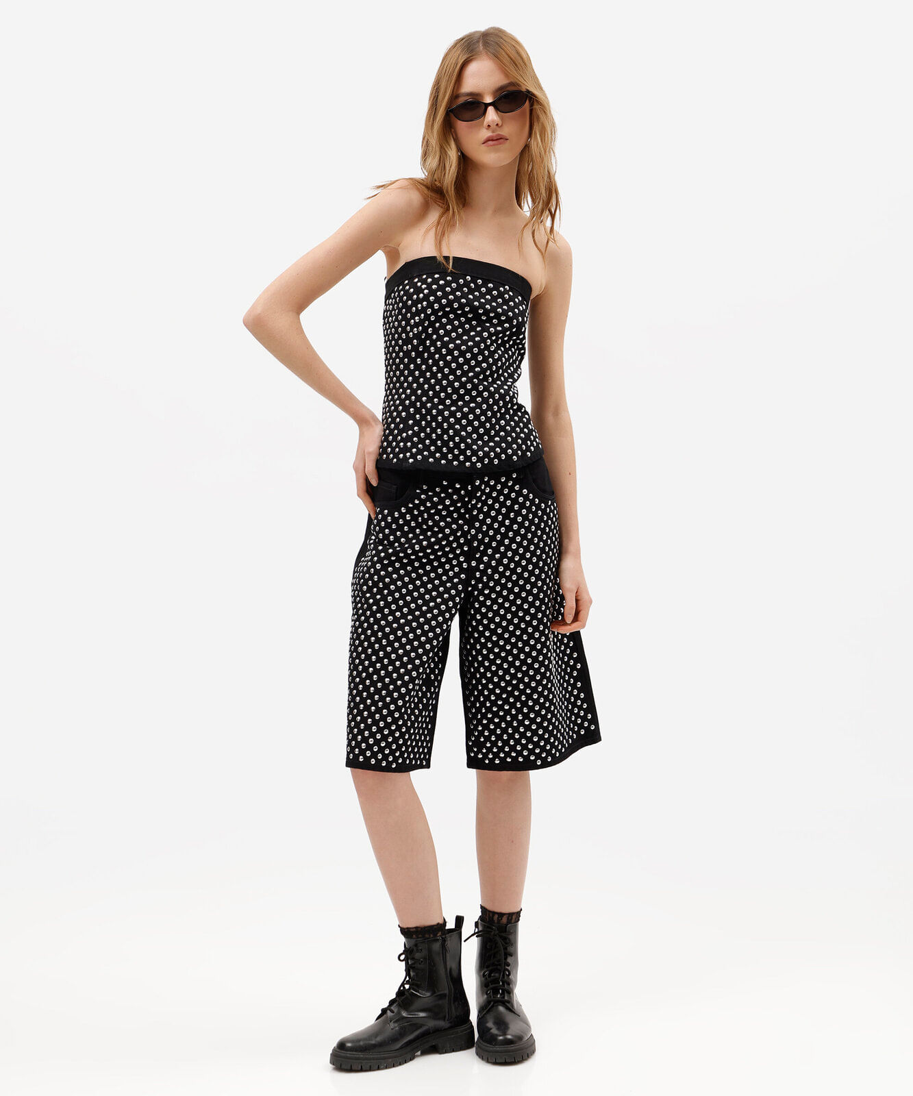 blusa sem alça feminina jeans com tachas preta