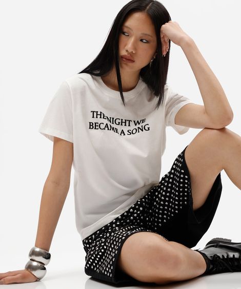 camiseta feminina de algodão manga curta estampada off white