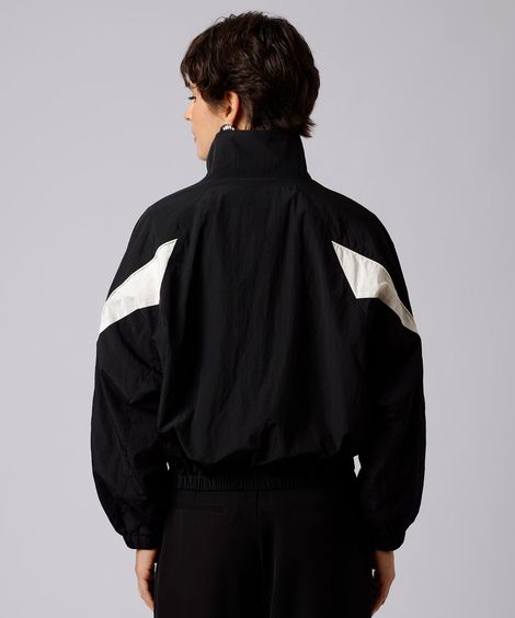 jaqueta bomber feminina de poliamida gola funnel neck com recortes mindset preta