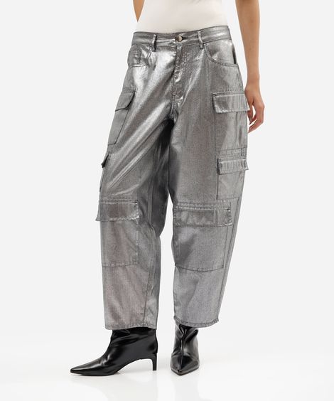 calça baggy cargo feminina de sarja cintura média metalizada prateada