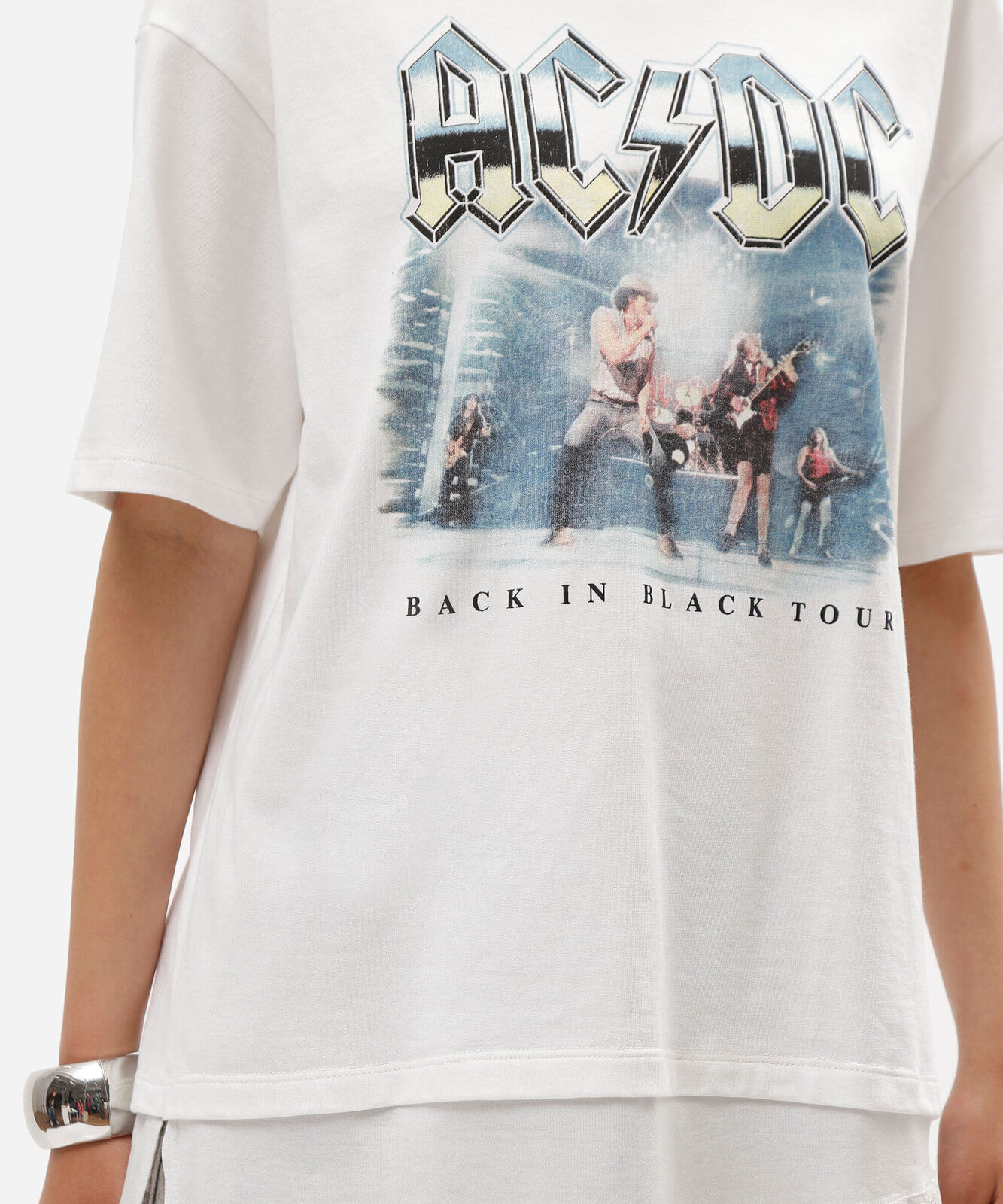 camiseta feminina de algodão manga curta com renda acdc off white
