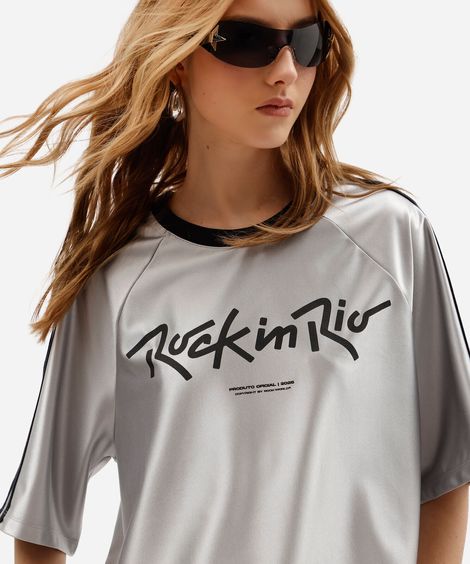 camiseta feminina manga curta rock in rio prateada