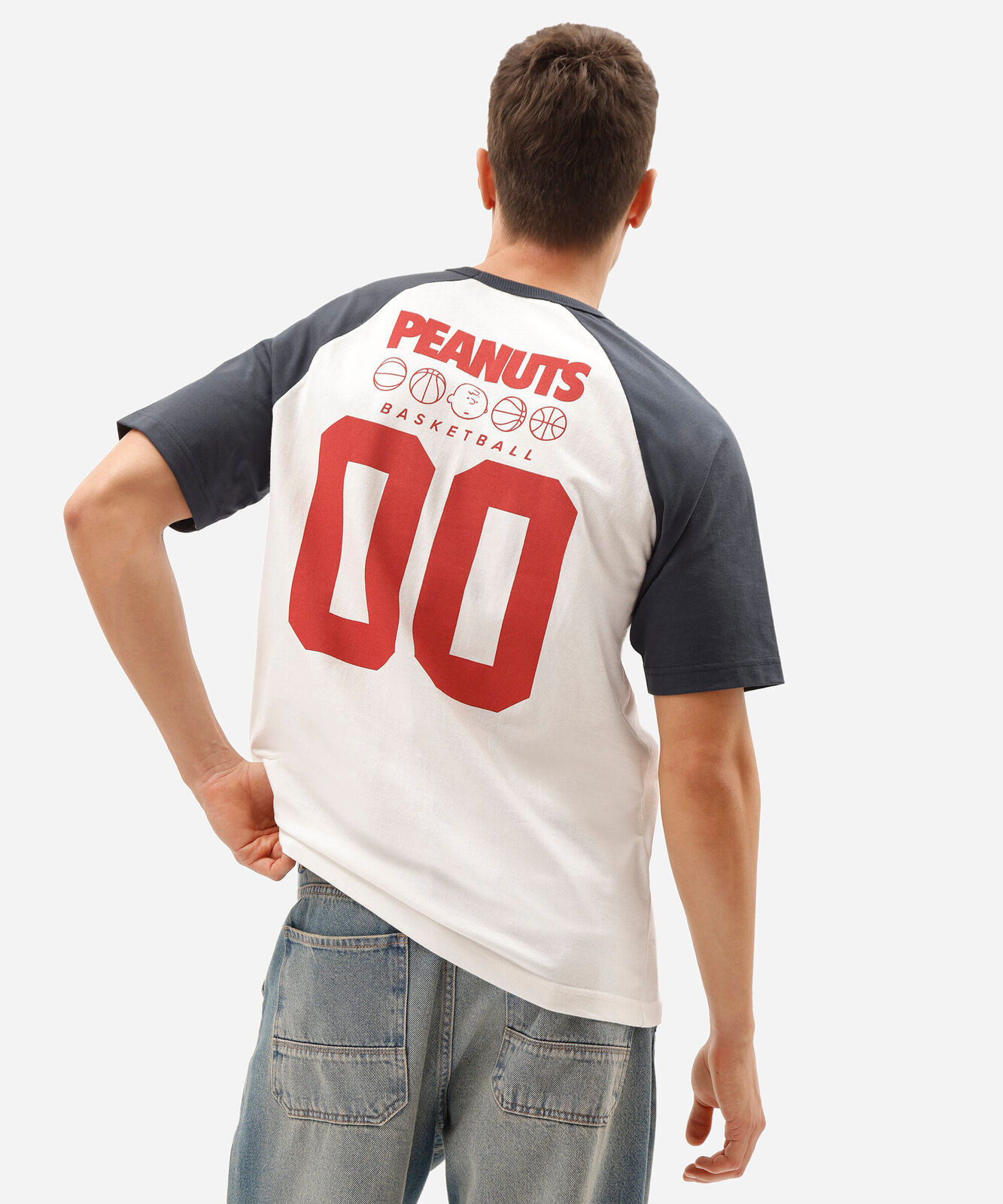 camiseta masculina relaxed de algodão com manga raglan e estampa snoopy off white