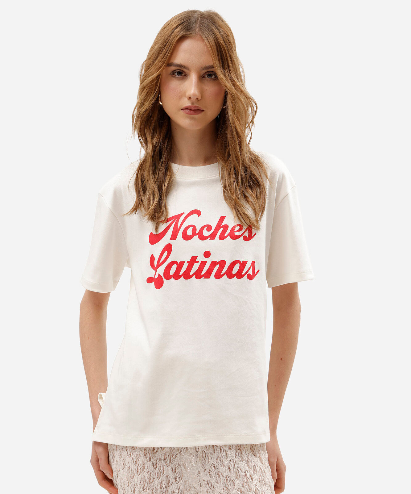 camiseta oversized feminina de algodão peruano manga curta estampada off white