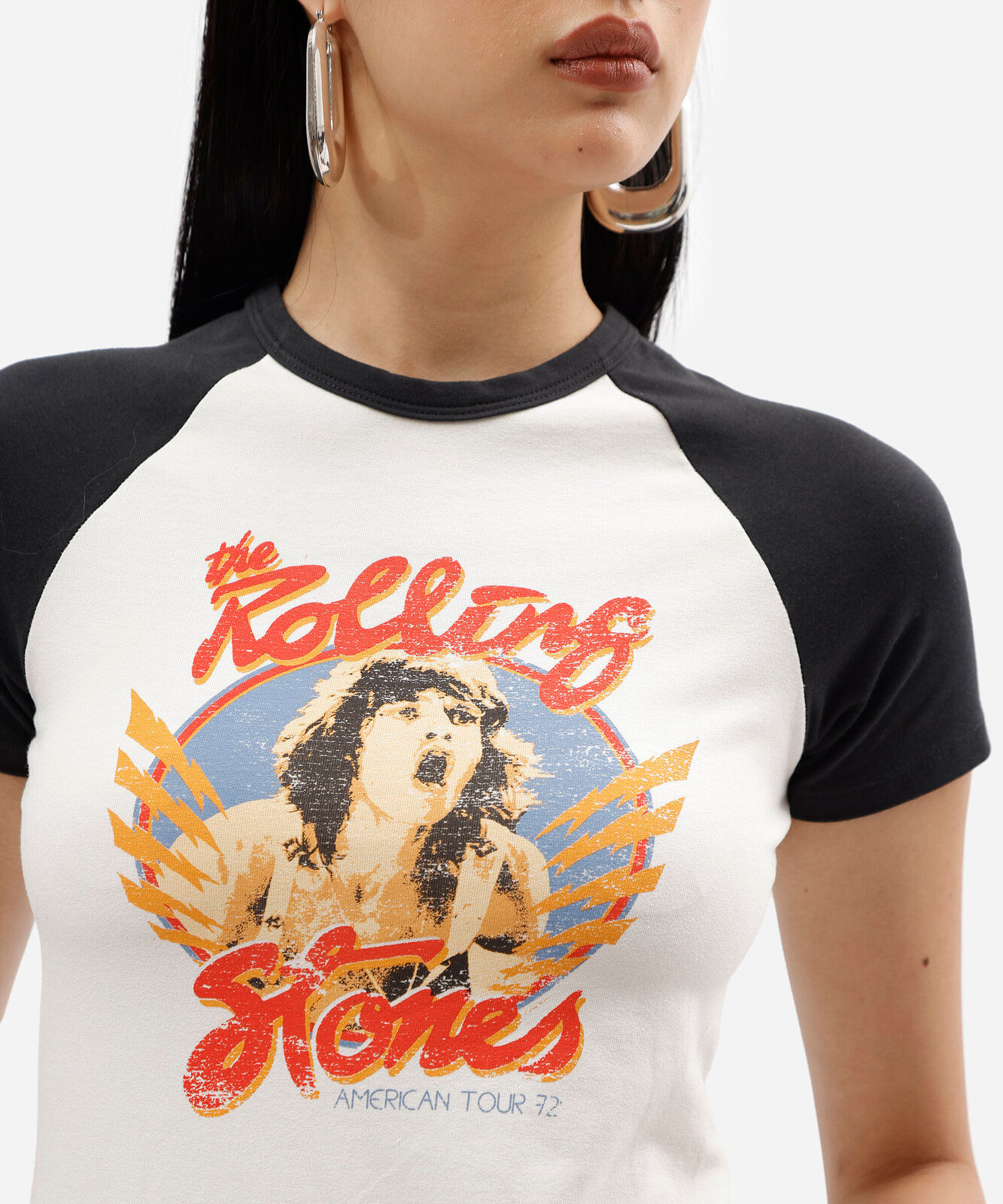 camiseta raglan baby look feminina de algodão manga curta the rolling stones off white