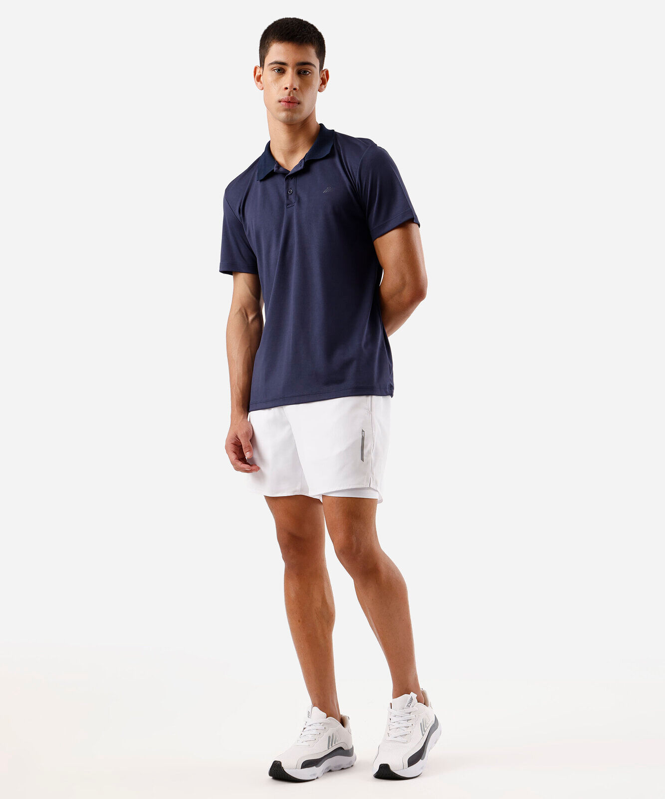 short esportivo masculino com bermuda de compressão branco