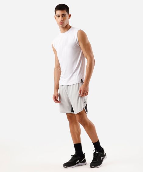 short masculino esportivo texturizado com recorte cinza