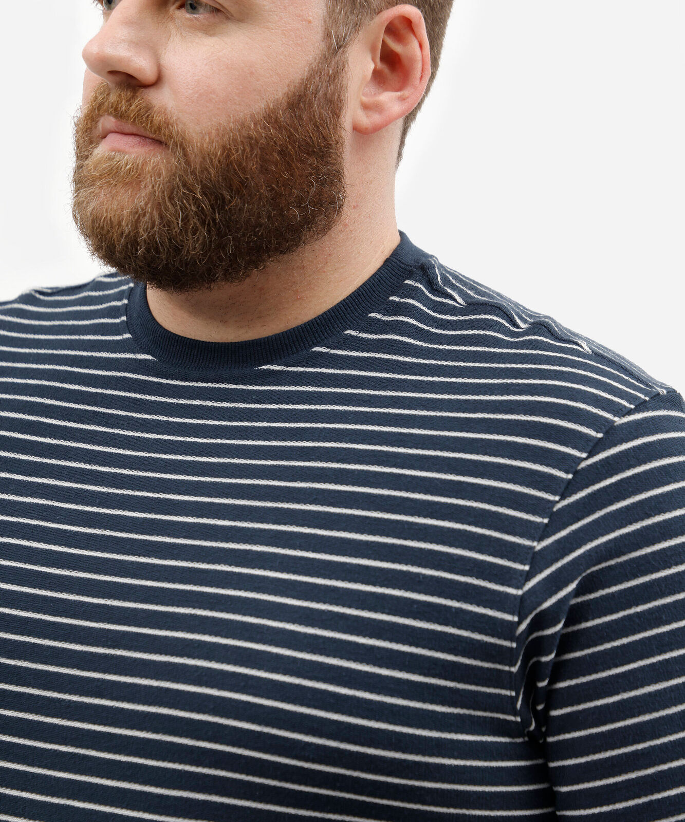camiseta masculina comfort listrada plus size off white