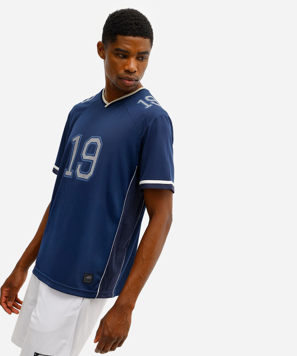 camiseta masculina esportiva com recortes ovesized azul