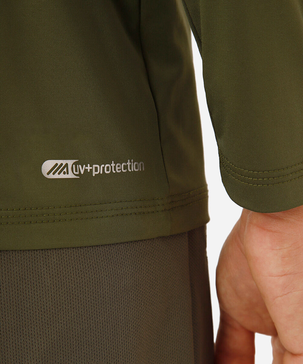 camiseta esportiva com proteção uv verde