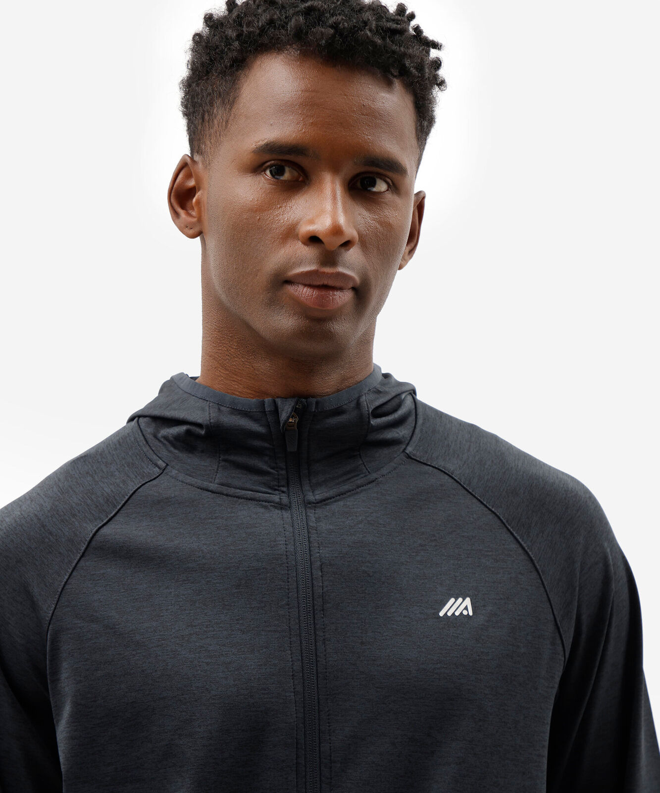 jaqueta esportiva masculina com capuz azul