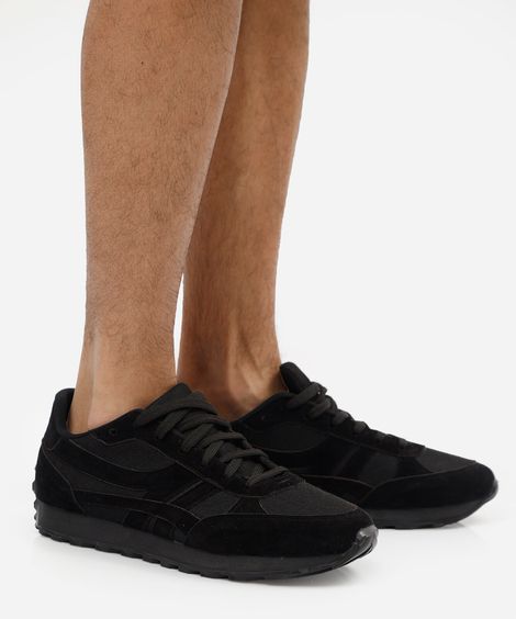 tênis casual masculino com recortes tratorado preto